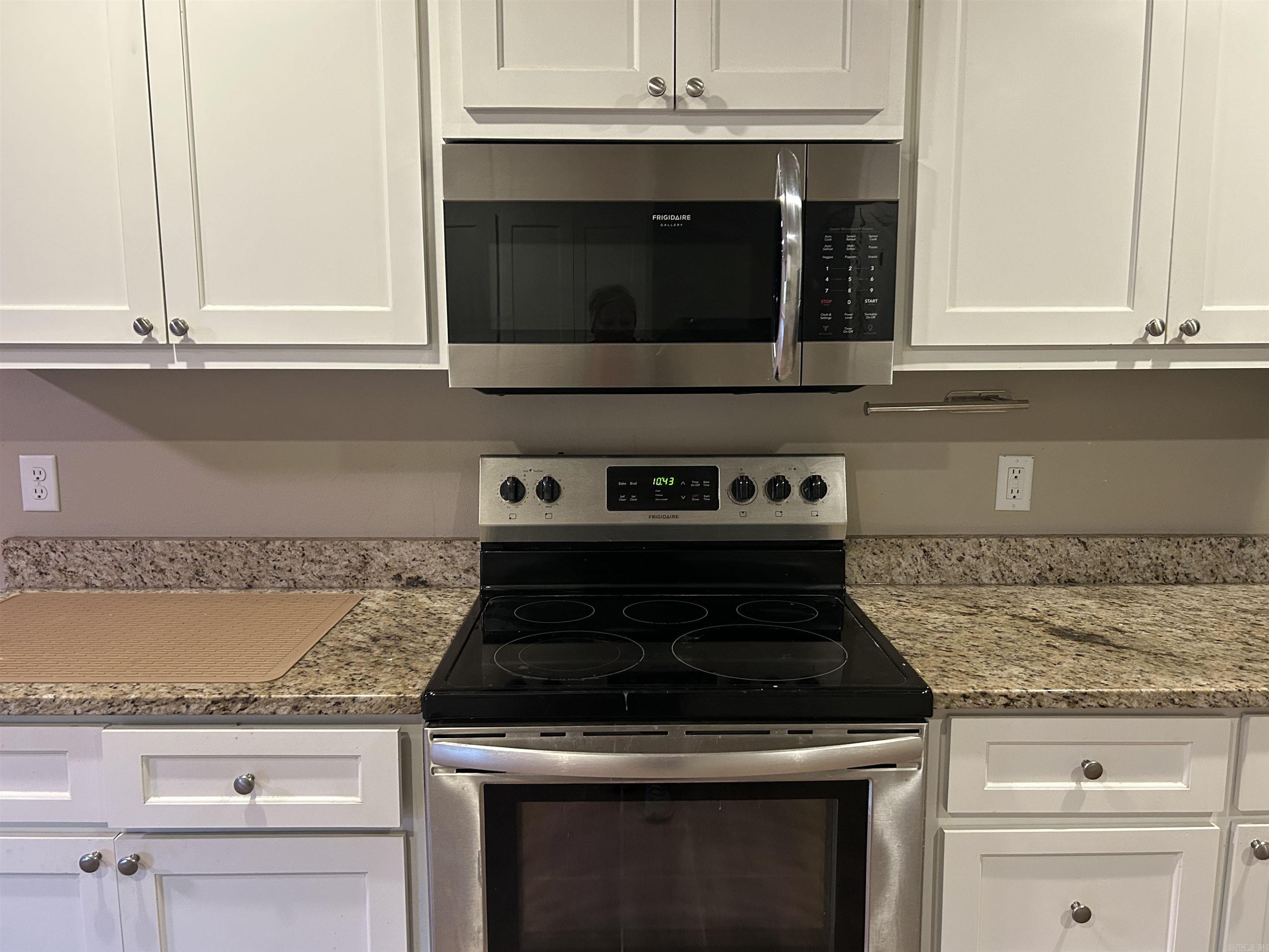 760 Gravel Hill Rd  Romance, AR