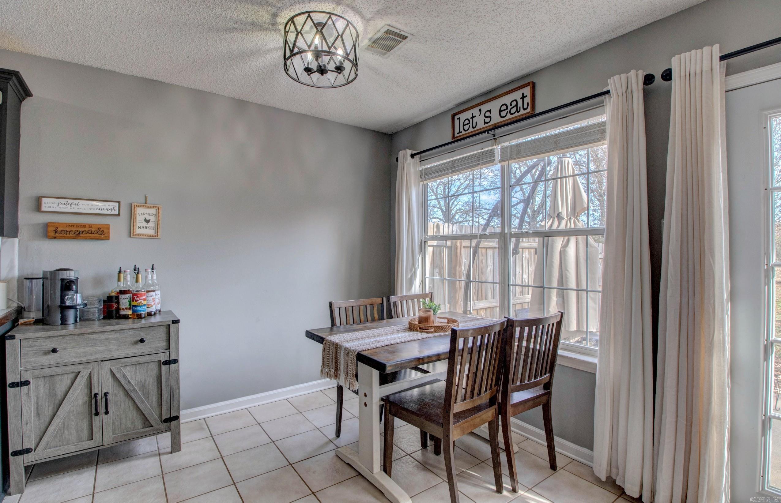 385 Pearl Stone Drive Lonoke, AR 72086