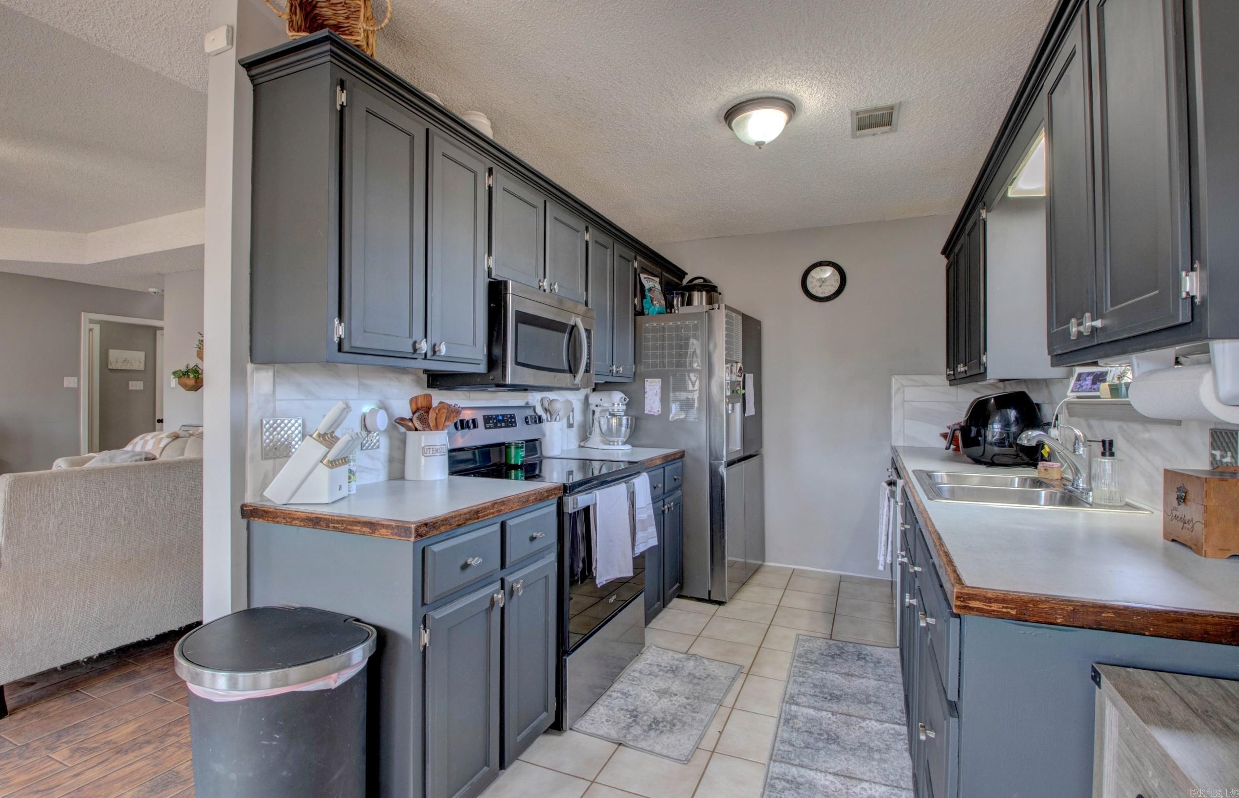 385 Pearl Stone Drive Lonoke, AR 72086