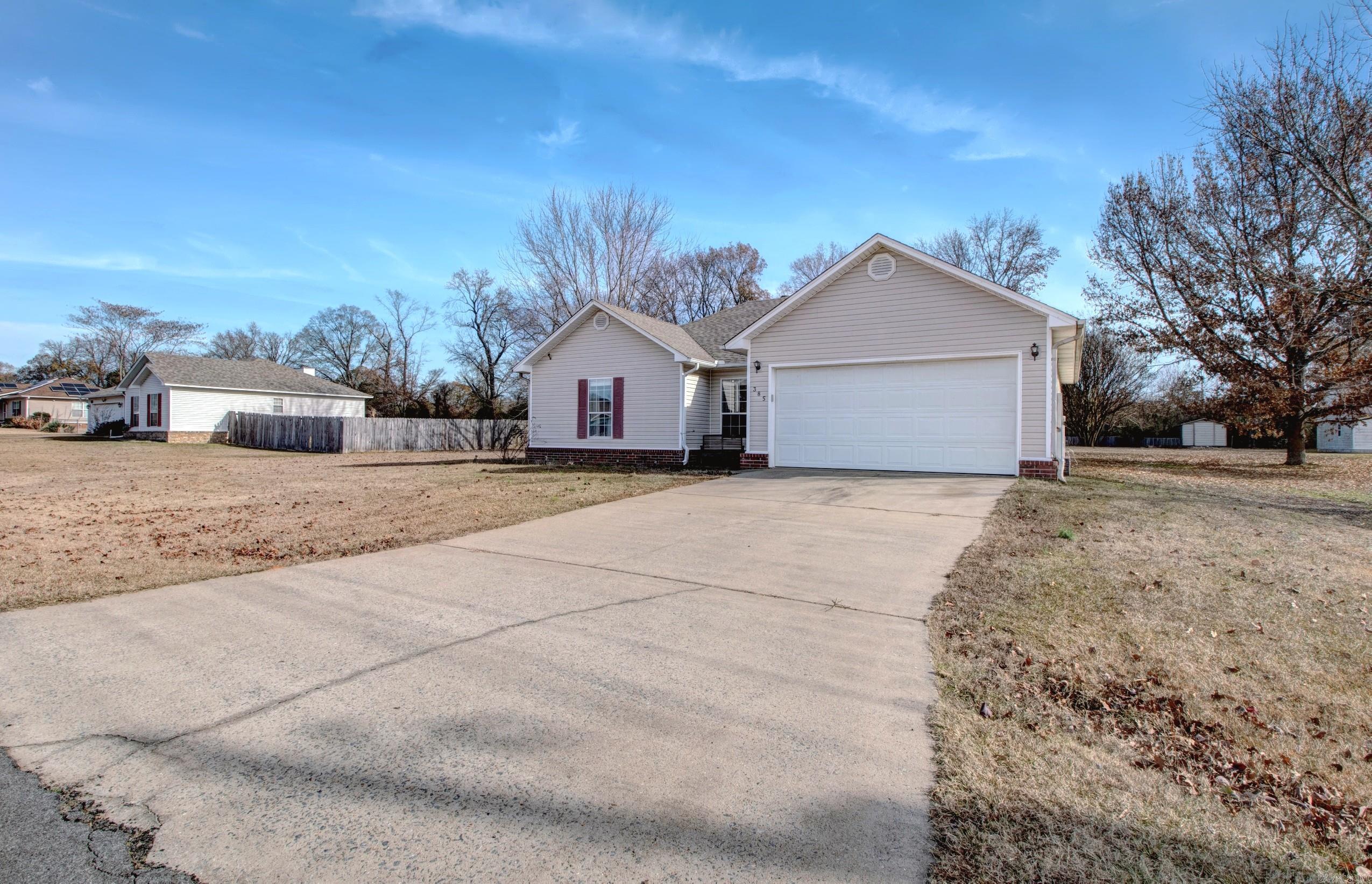 385 Pearl Stone Drive Lonoke, AR 72086