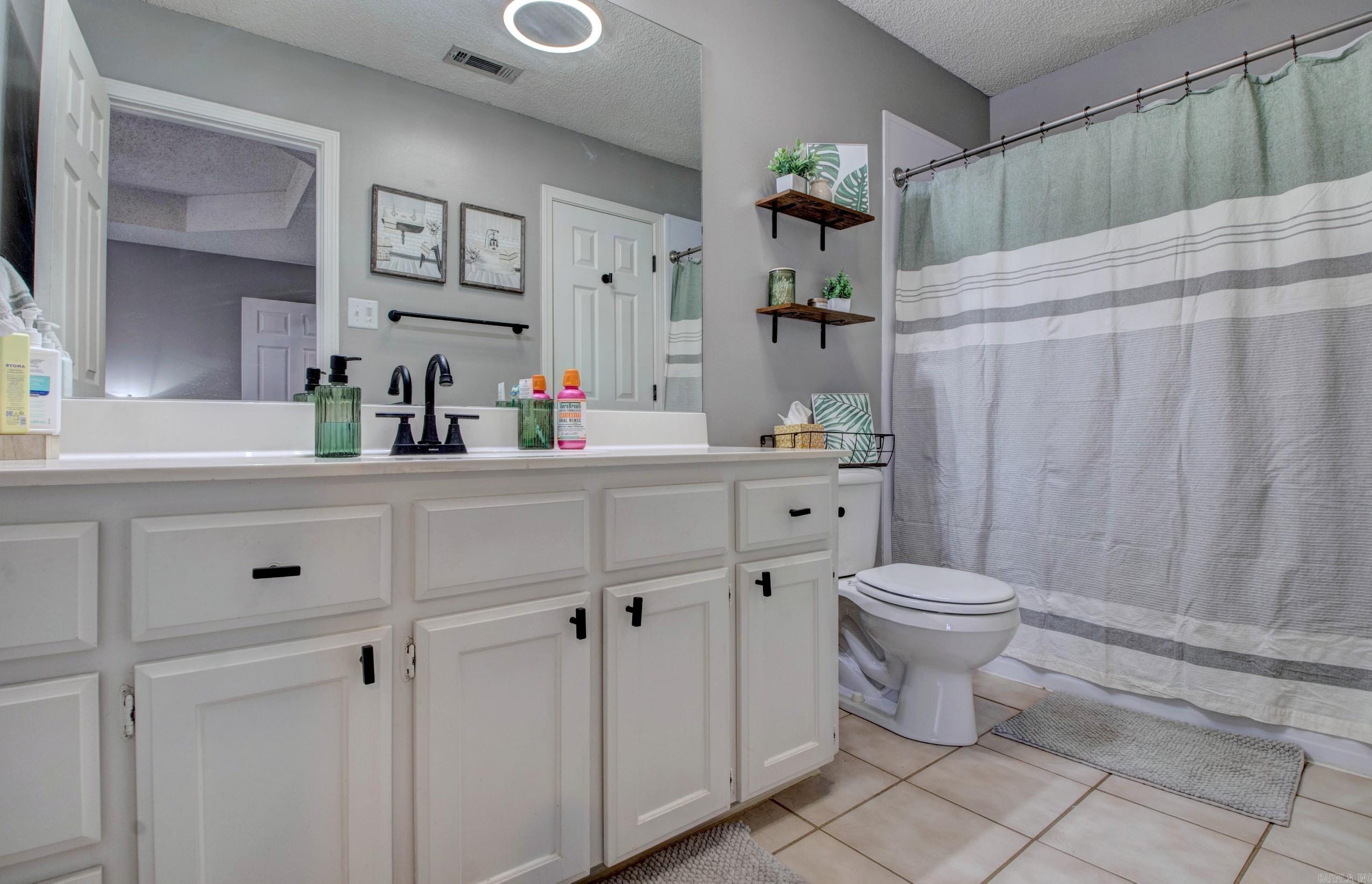 385 Pearl Stone Drive Lonoke, AR 72086