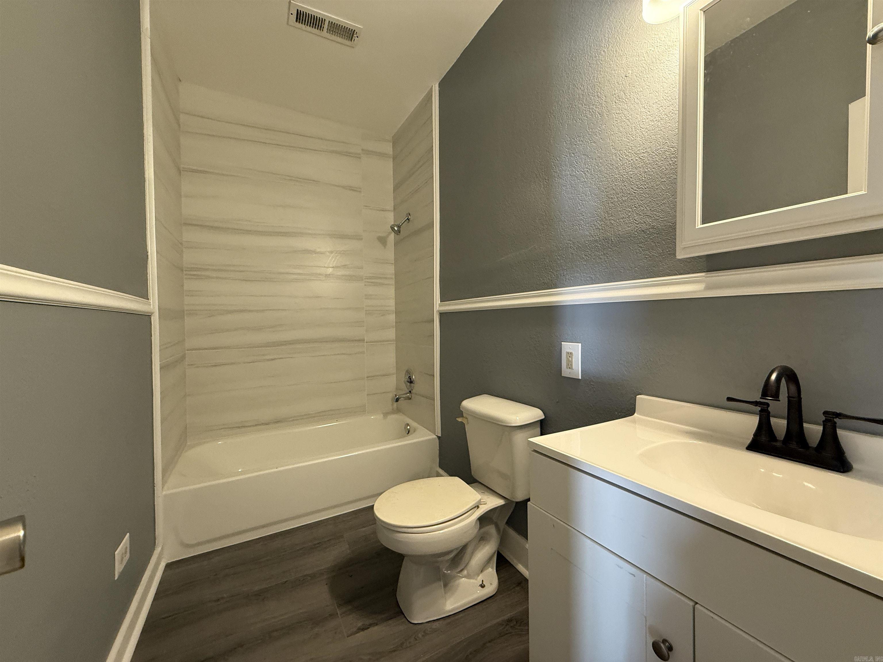 404 Elm  Lake City, AR