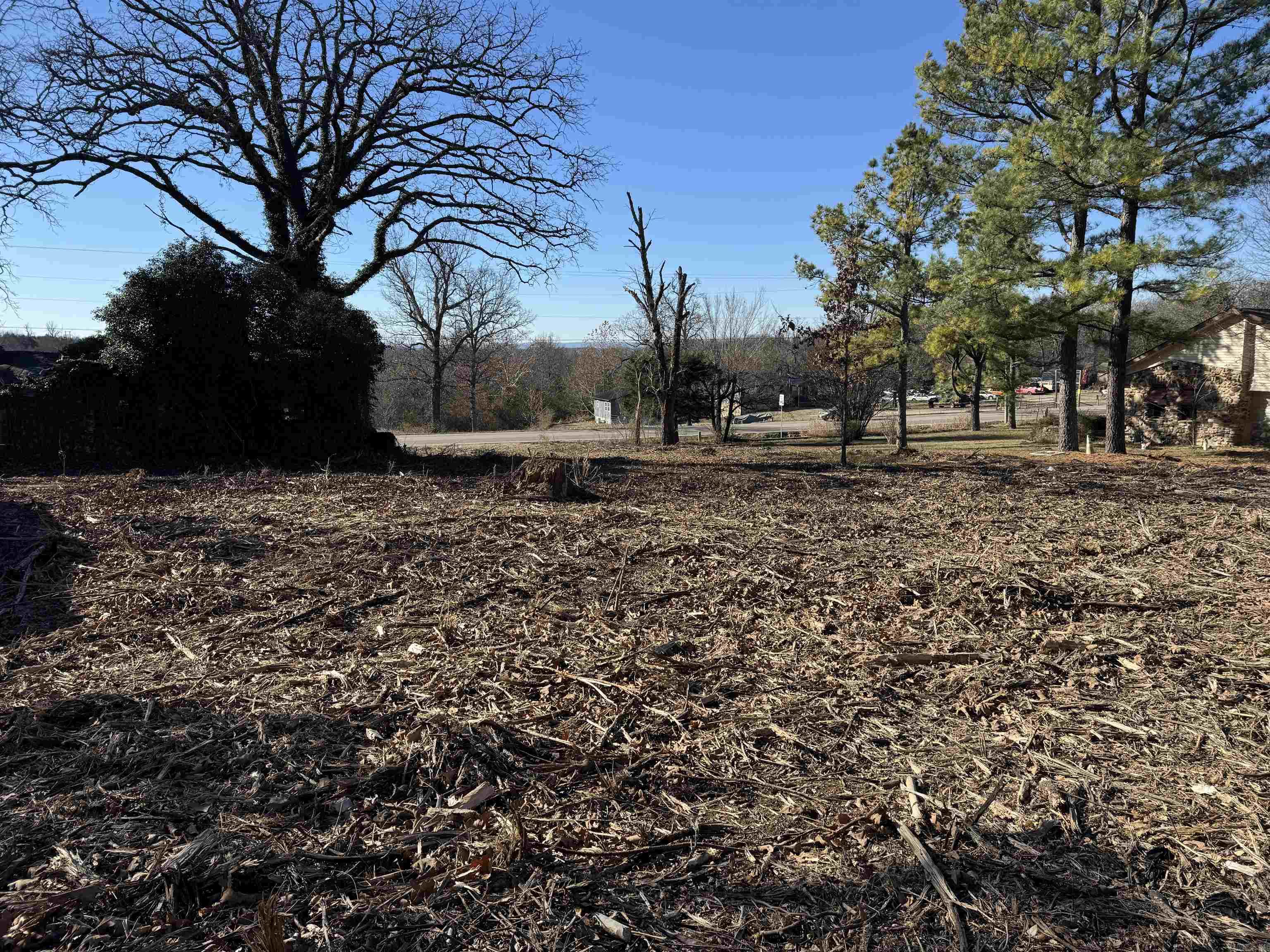 2945 N HWY 5  Mountain Home, AR