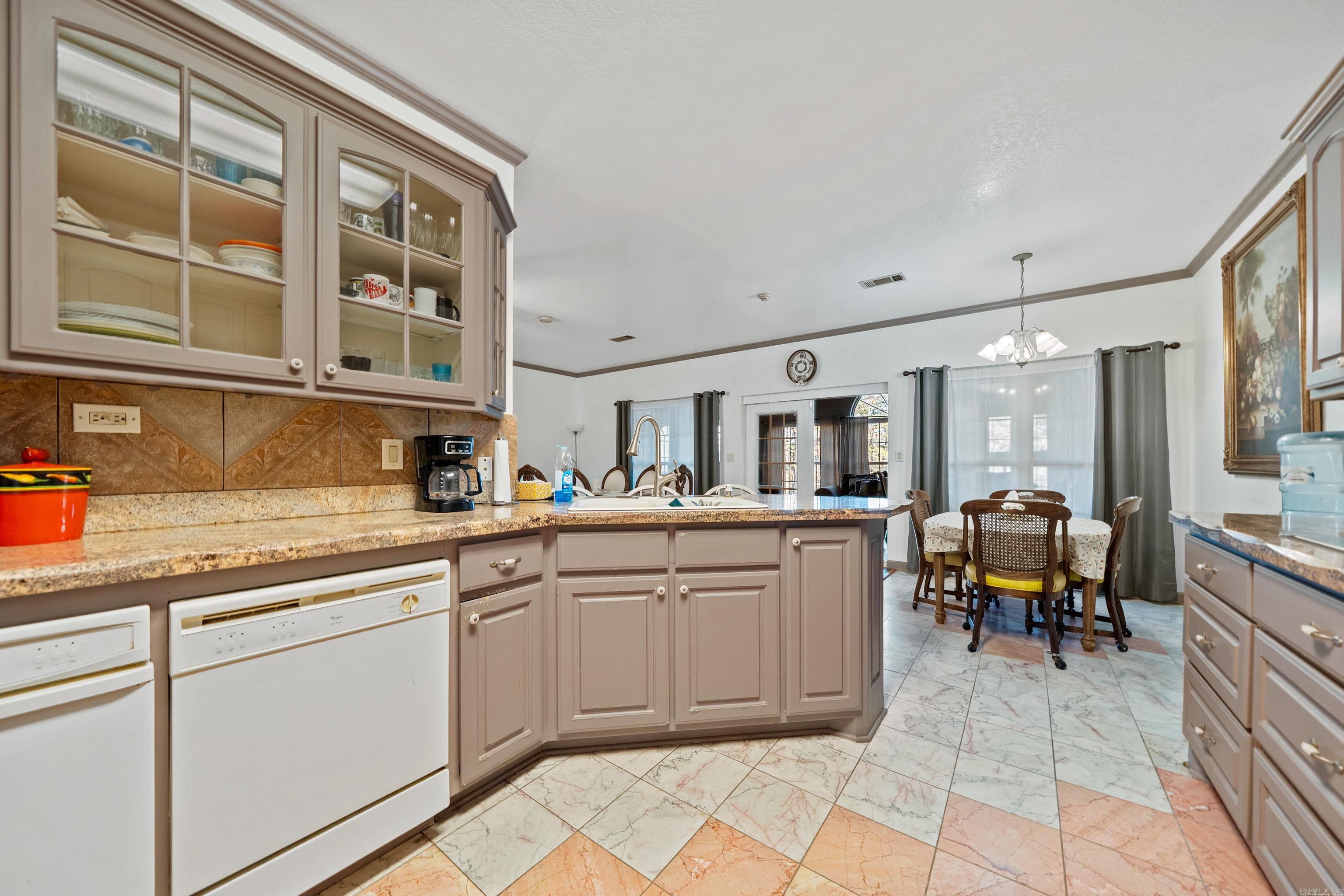 272 Promise Land Drive Hot Springs National Park, AR 71901