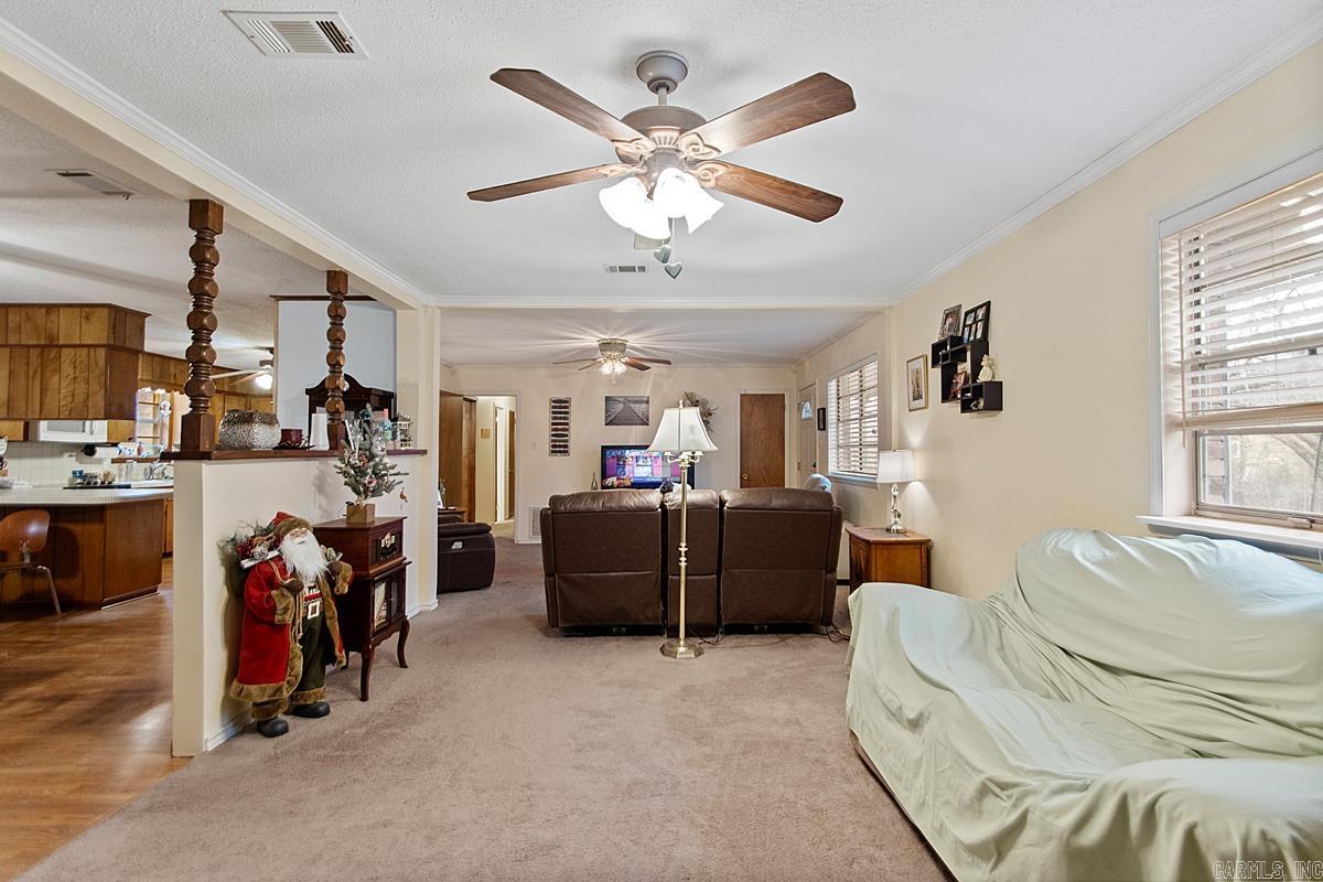 8213 Russwood W Lane Mabelvale, AR 72103