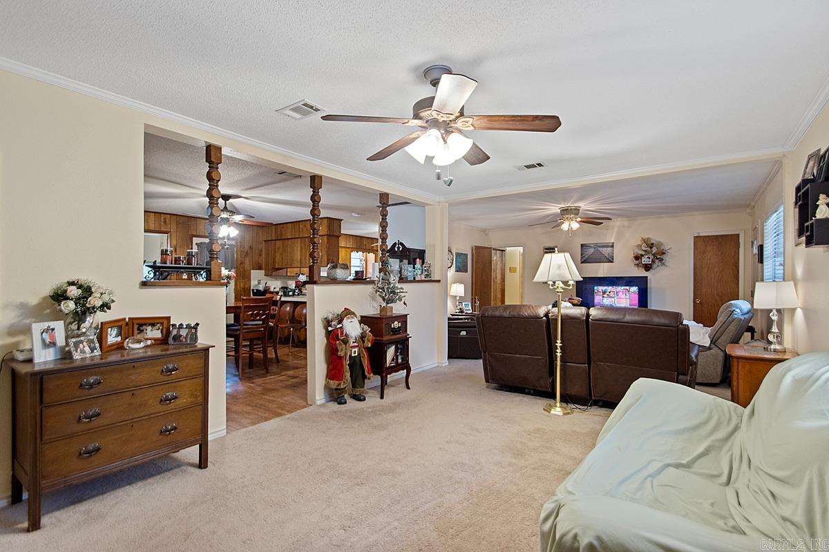 8213 Russwood W Lane Mabelvale, AR 72103