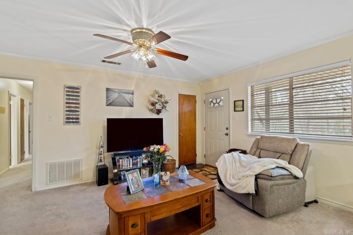 8213 Russwood W Lane Mabelvale, AR 72103