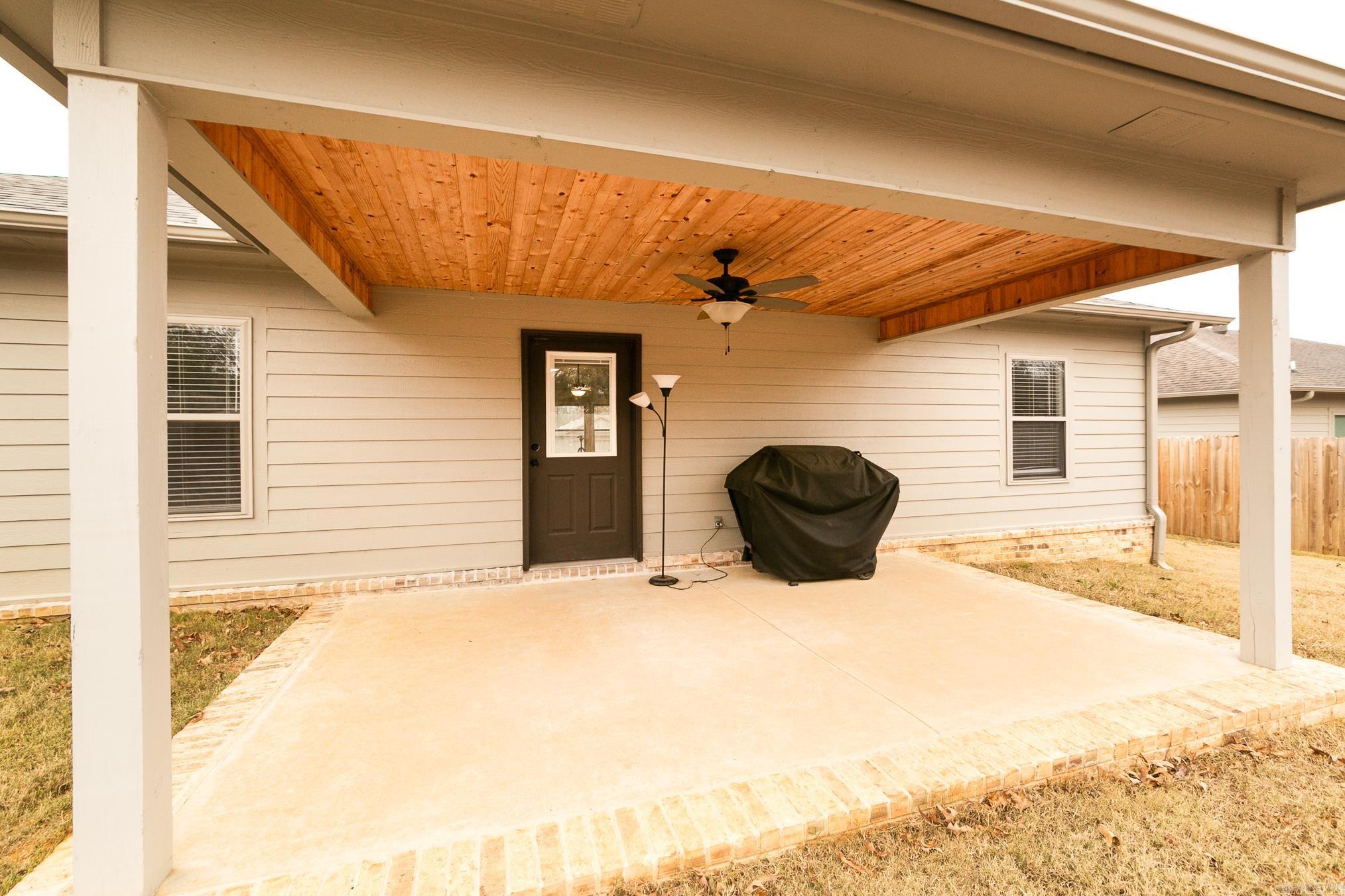 55 Birchwood Drive Ward, AR 72176