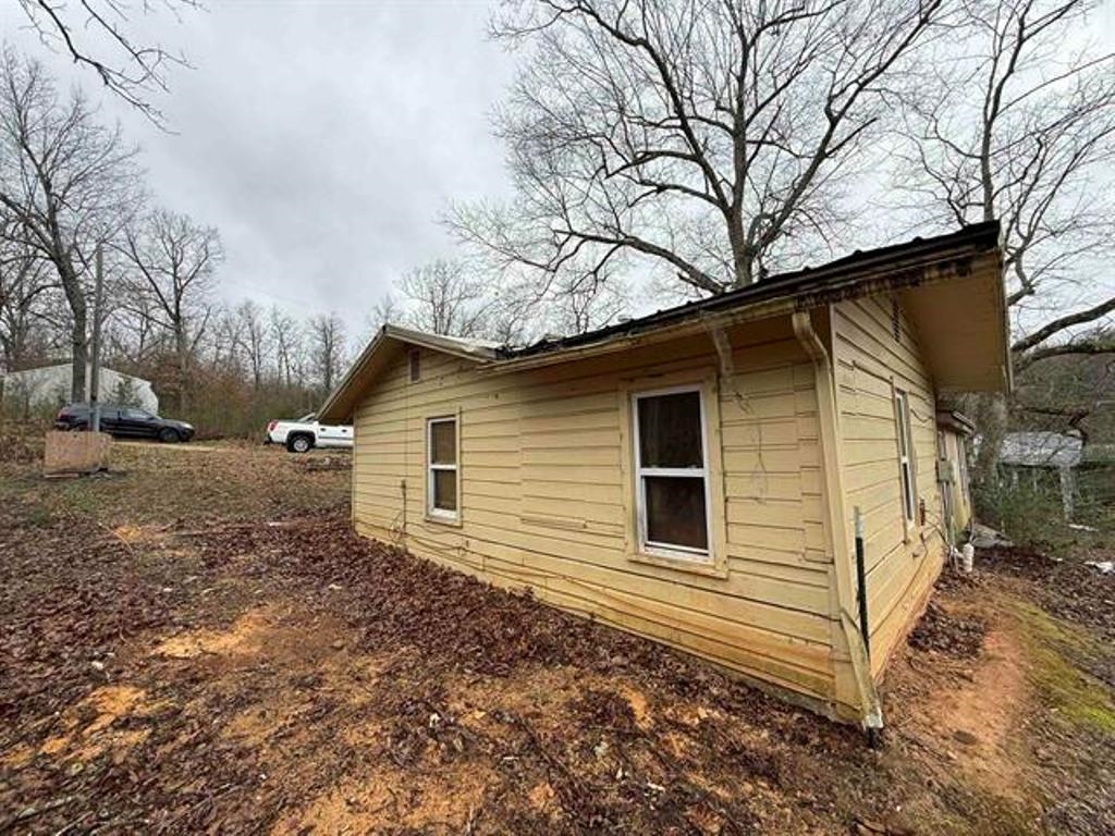 8 Northwood Drive Highland, AR 72542