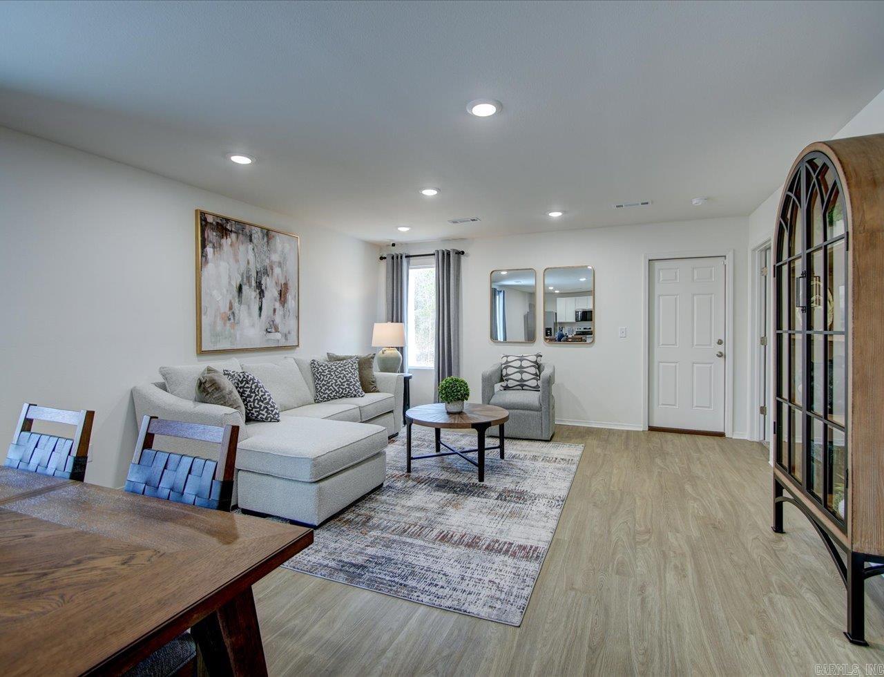 215 Bighorn  Maumelle, AR