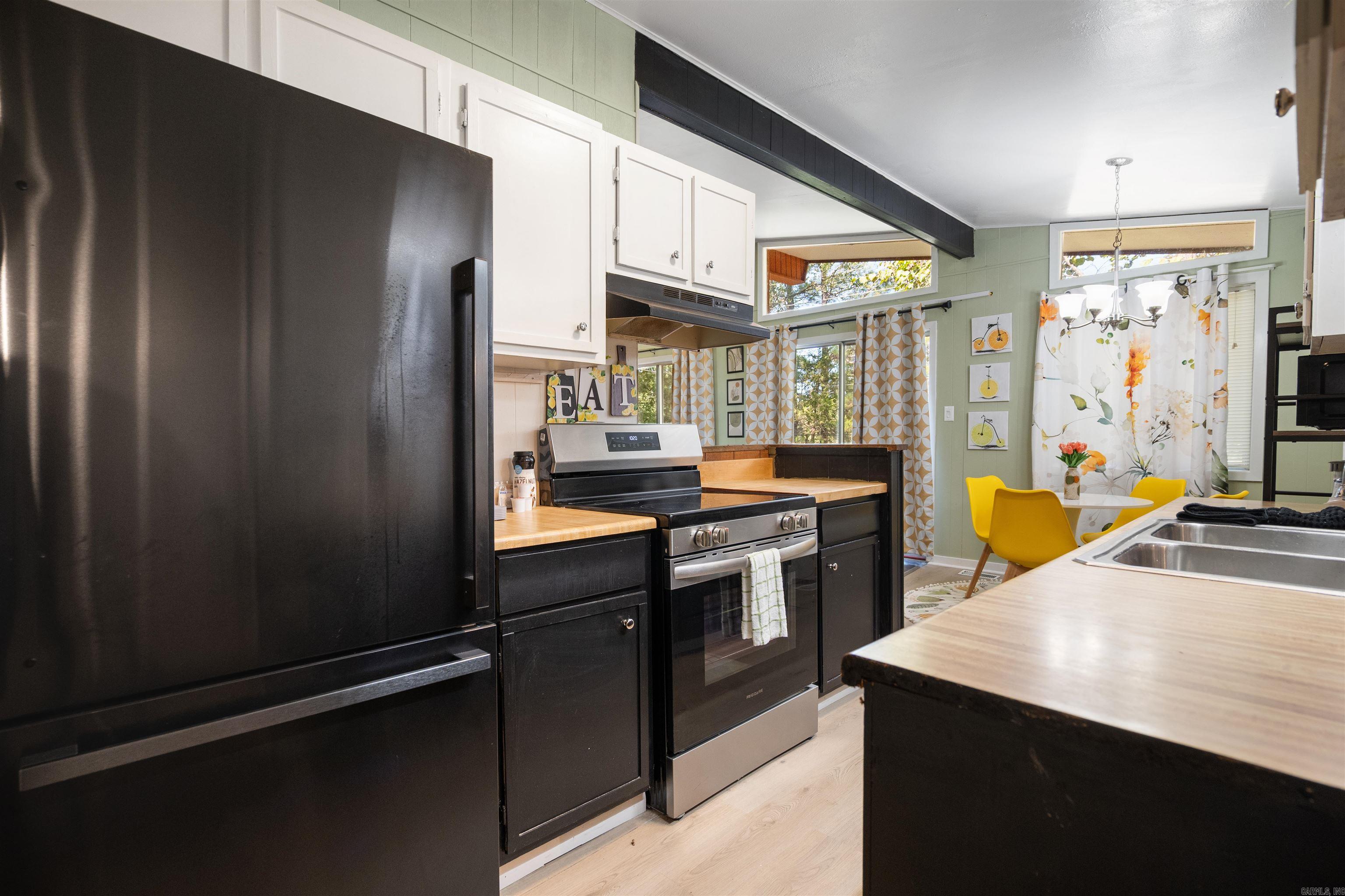 60 Cherokee  Cherokee Village, AR