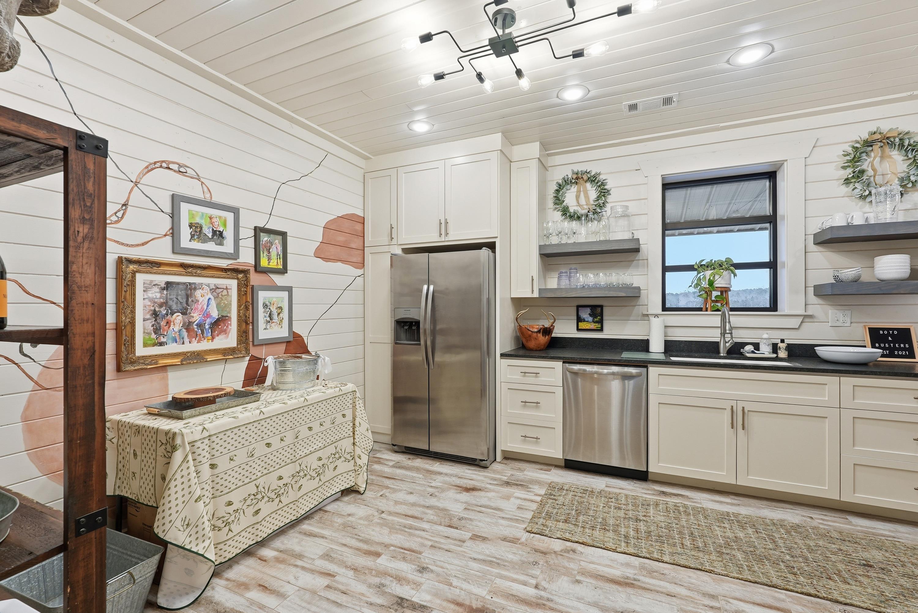 22621 Roland Cutoff Road Roland, AR 72153