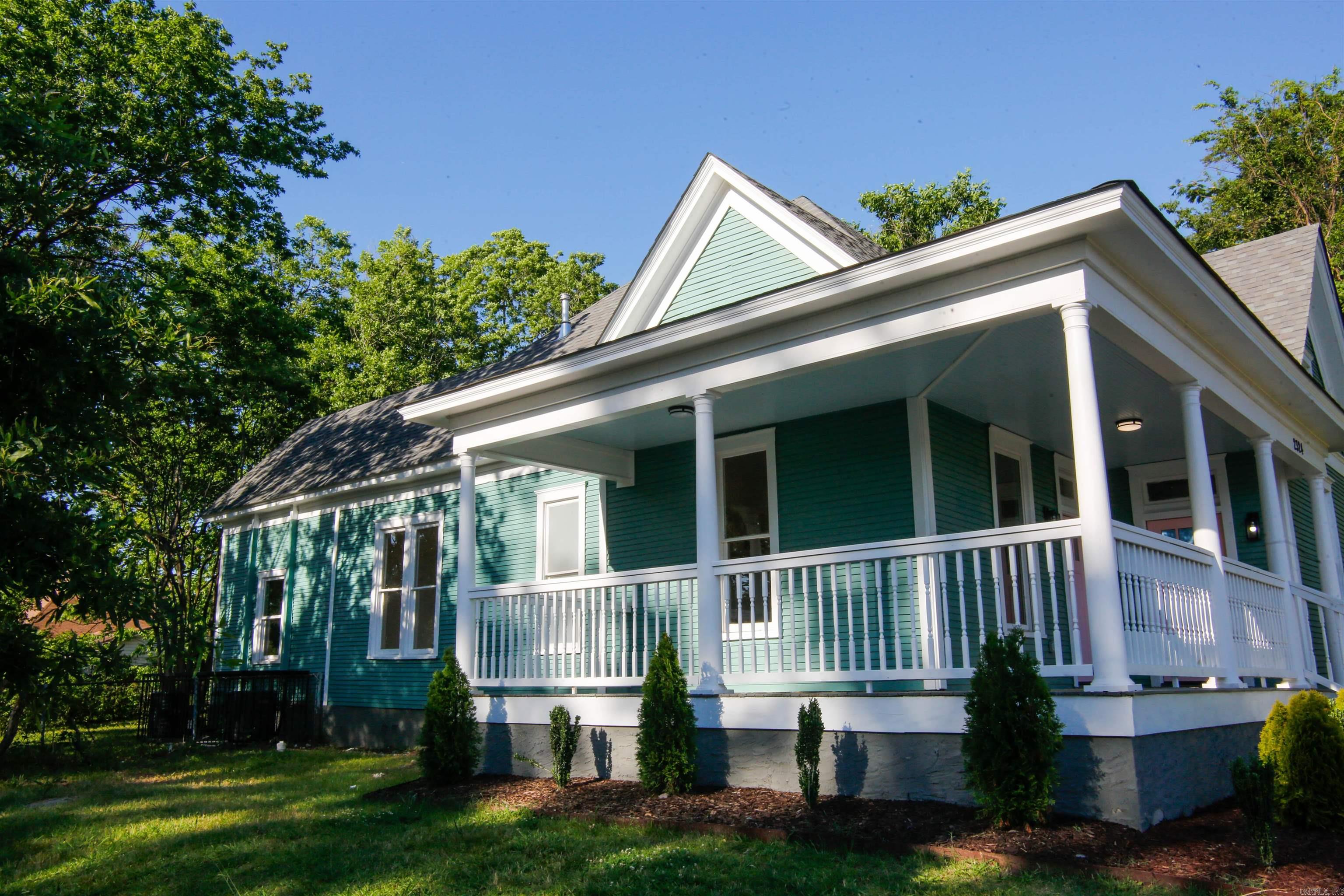 2324 W Daisy L Gatson Bates  Little Rock, AR