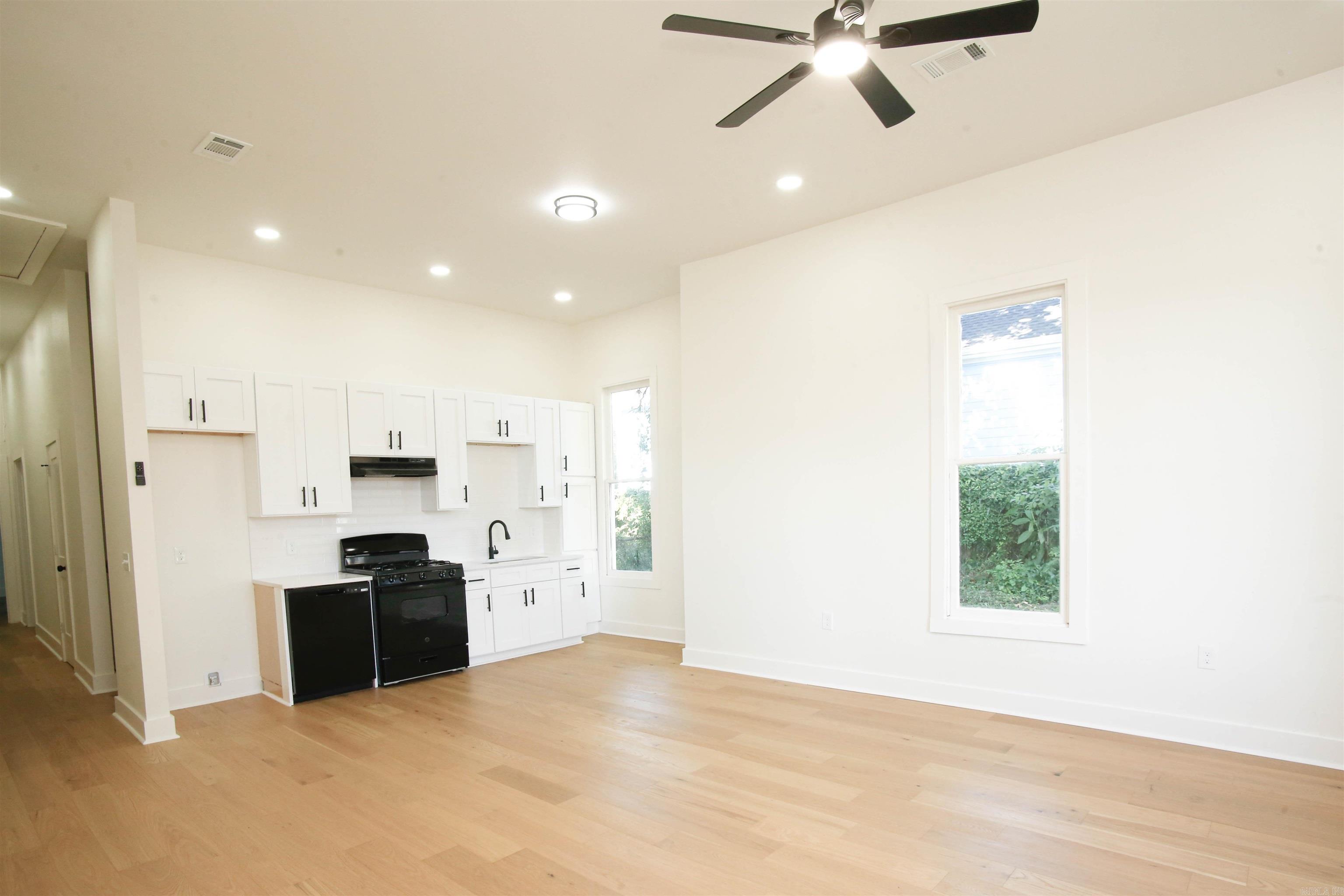 2324 W Daisy L Gatson Bates  Little Rock, AR