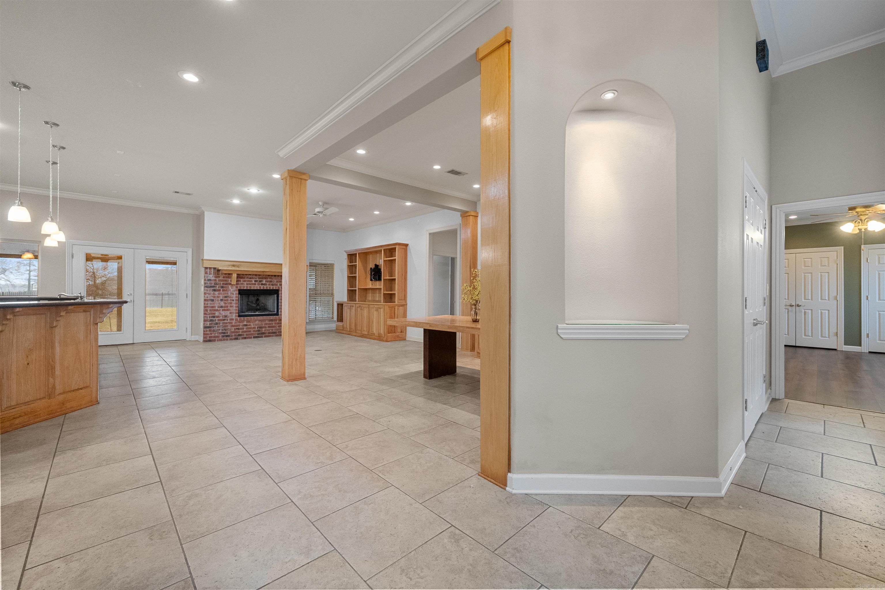 1070 Mound View Drive England, AR 72046