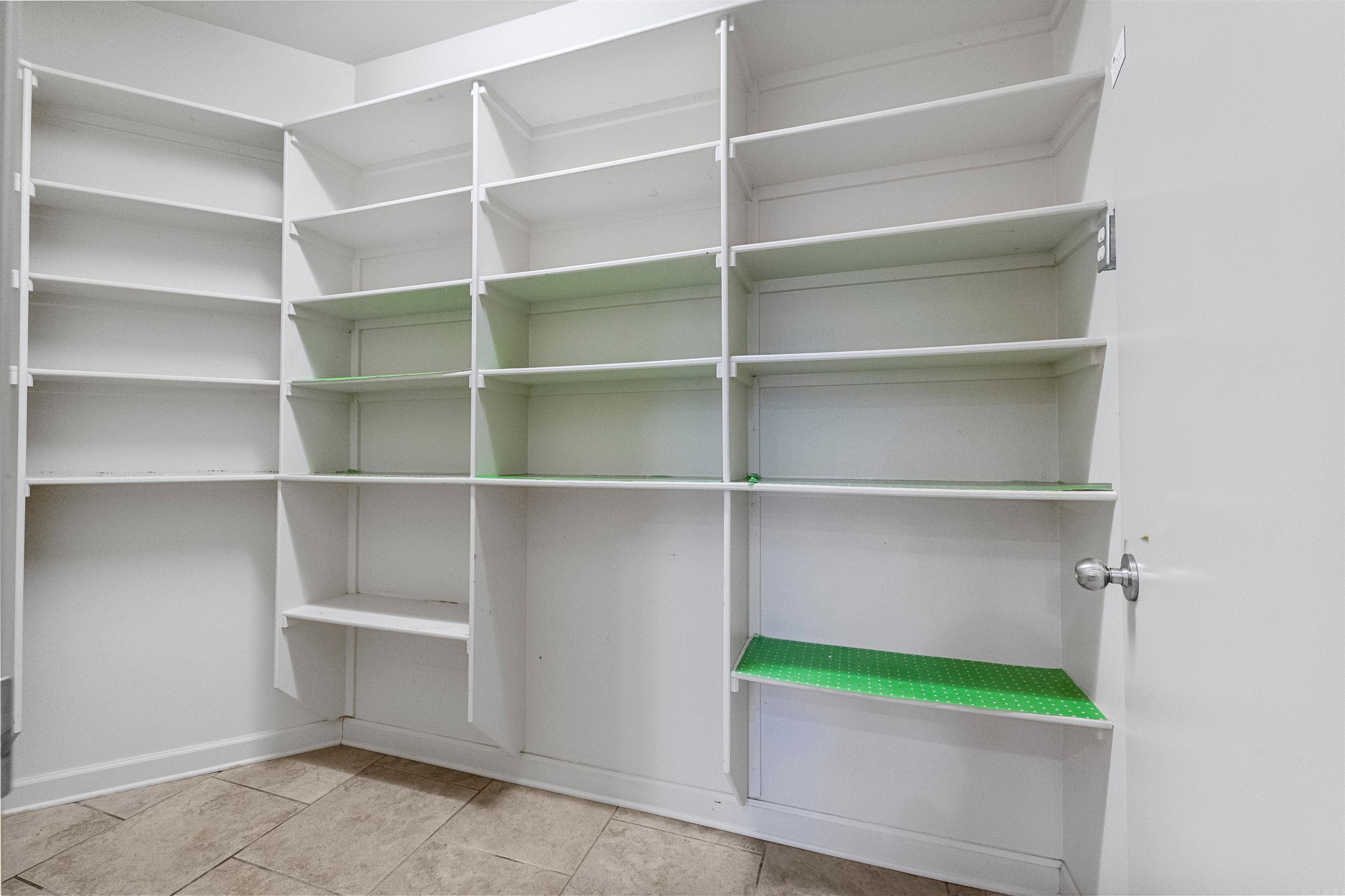 1070 Mound View Drive England, AR 72046