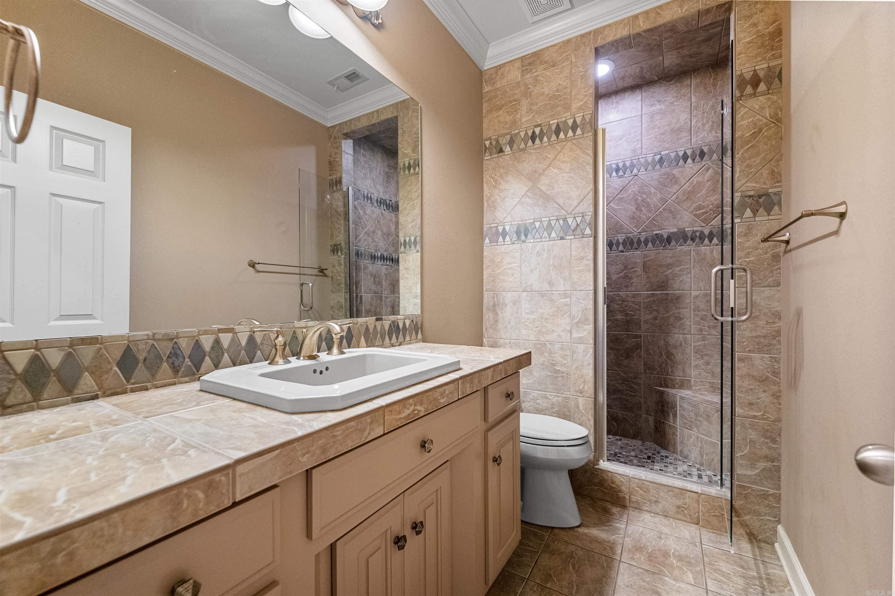 1070 Mound View Drive England, AR 72046