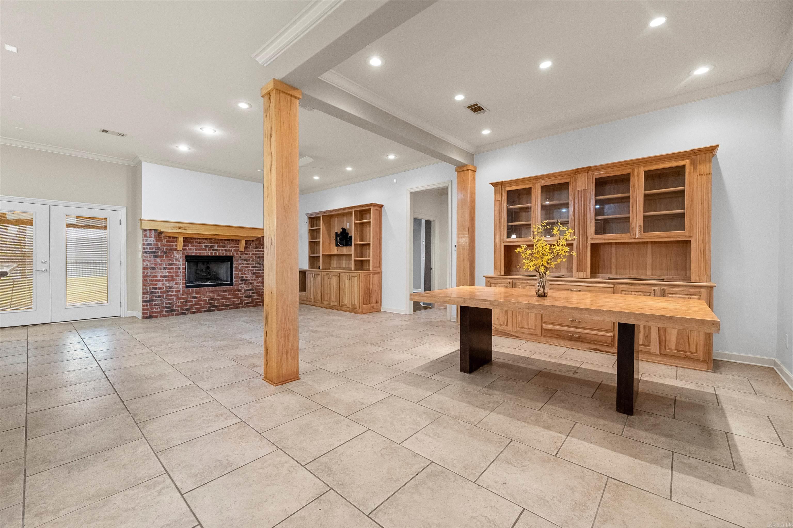 1070 Mound View Drive England, AR 72046