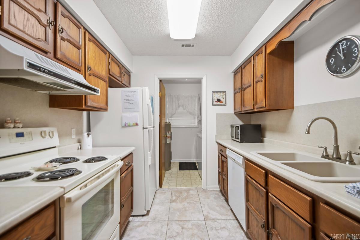 4 Orantes  Hot Springs Village, AR