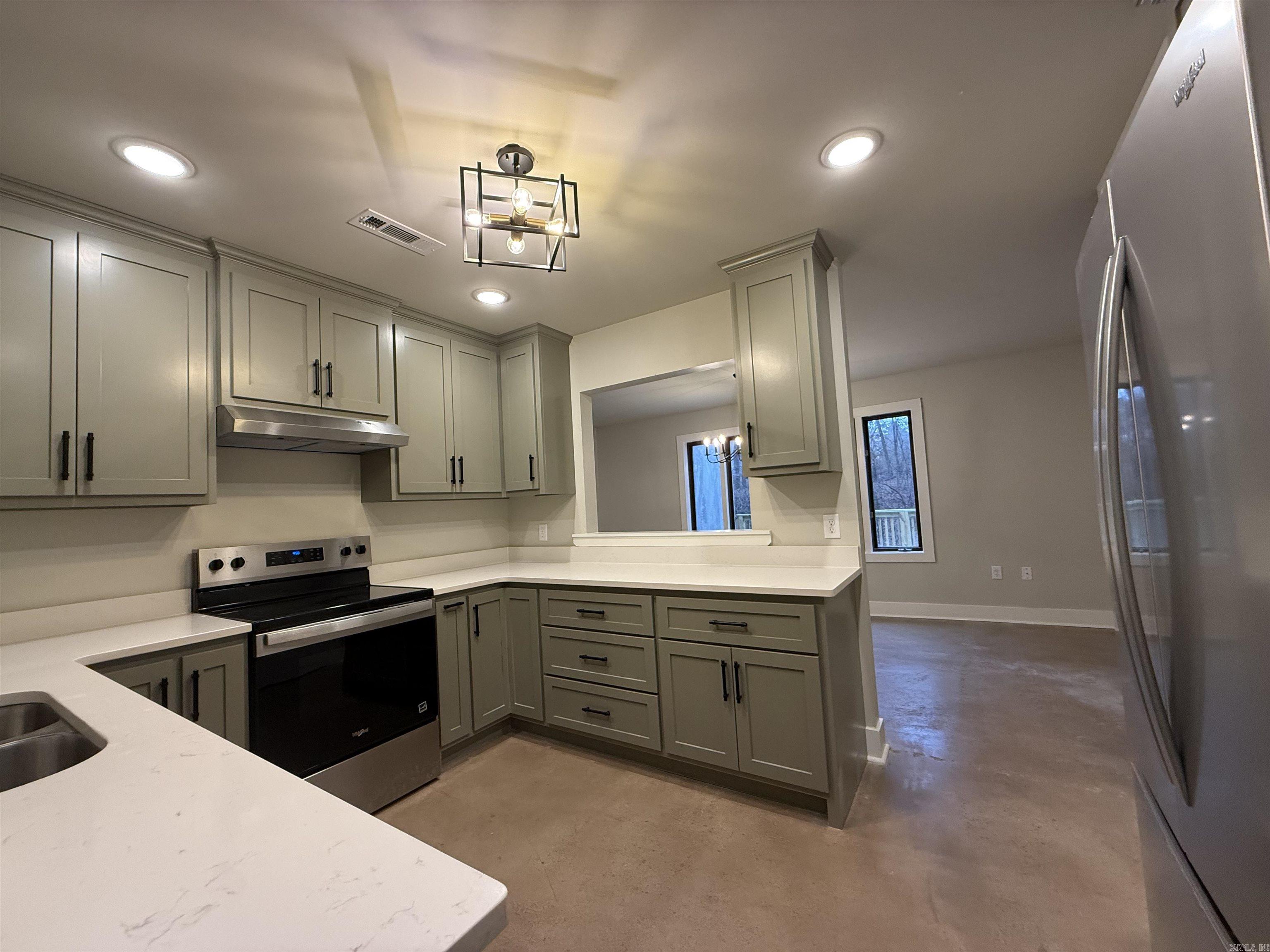 2016 Lindauer Rd Forrest City, AR 72335