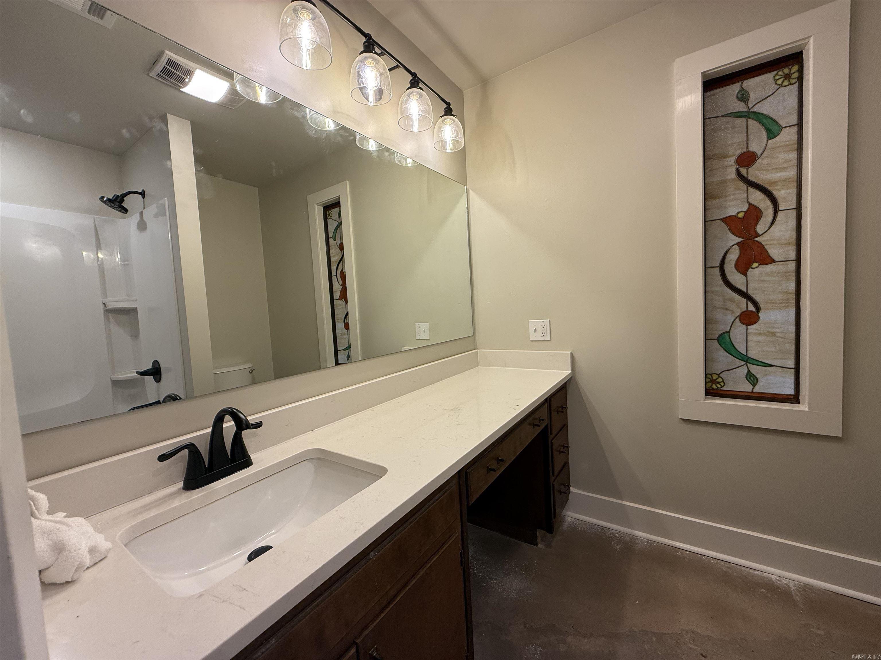 2016 Lindauer Rd Forrest City, AR 72335