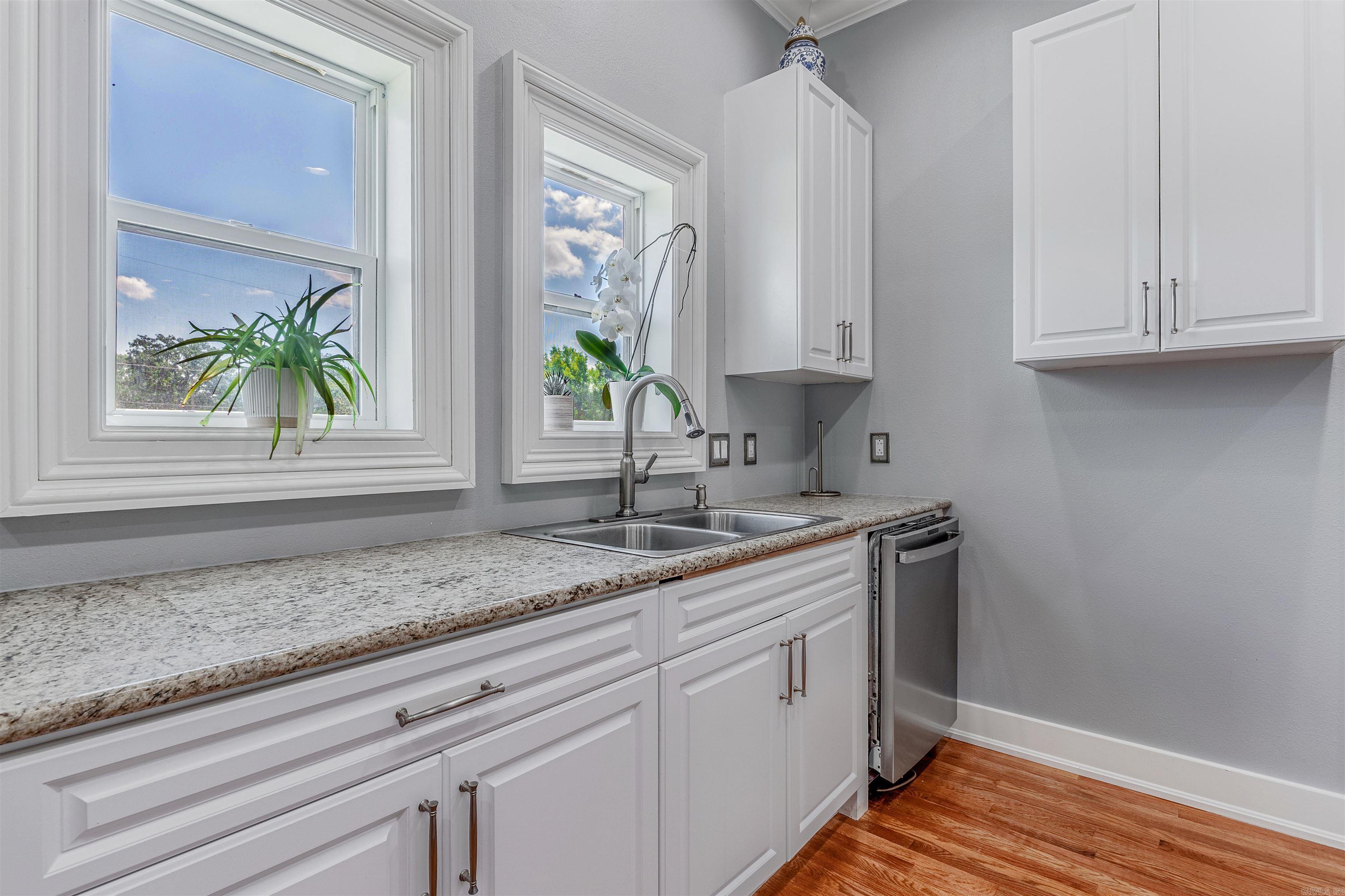 1867 S Ringo Street Little Rock, AR 72206