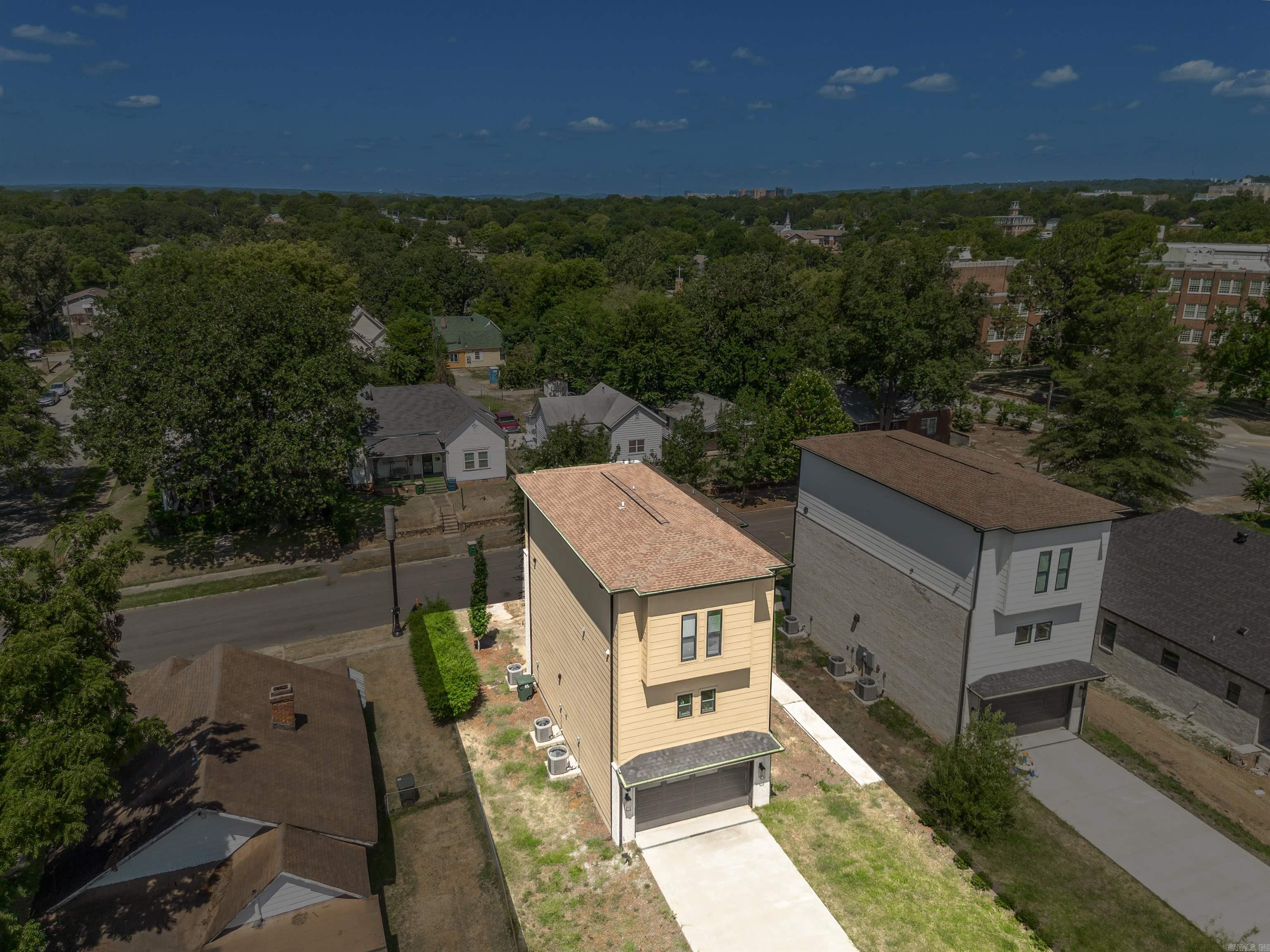 1867 S Ringo Street Little Rock, AR 72206