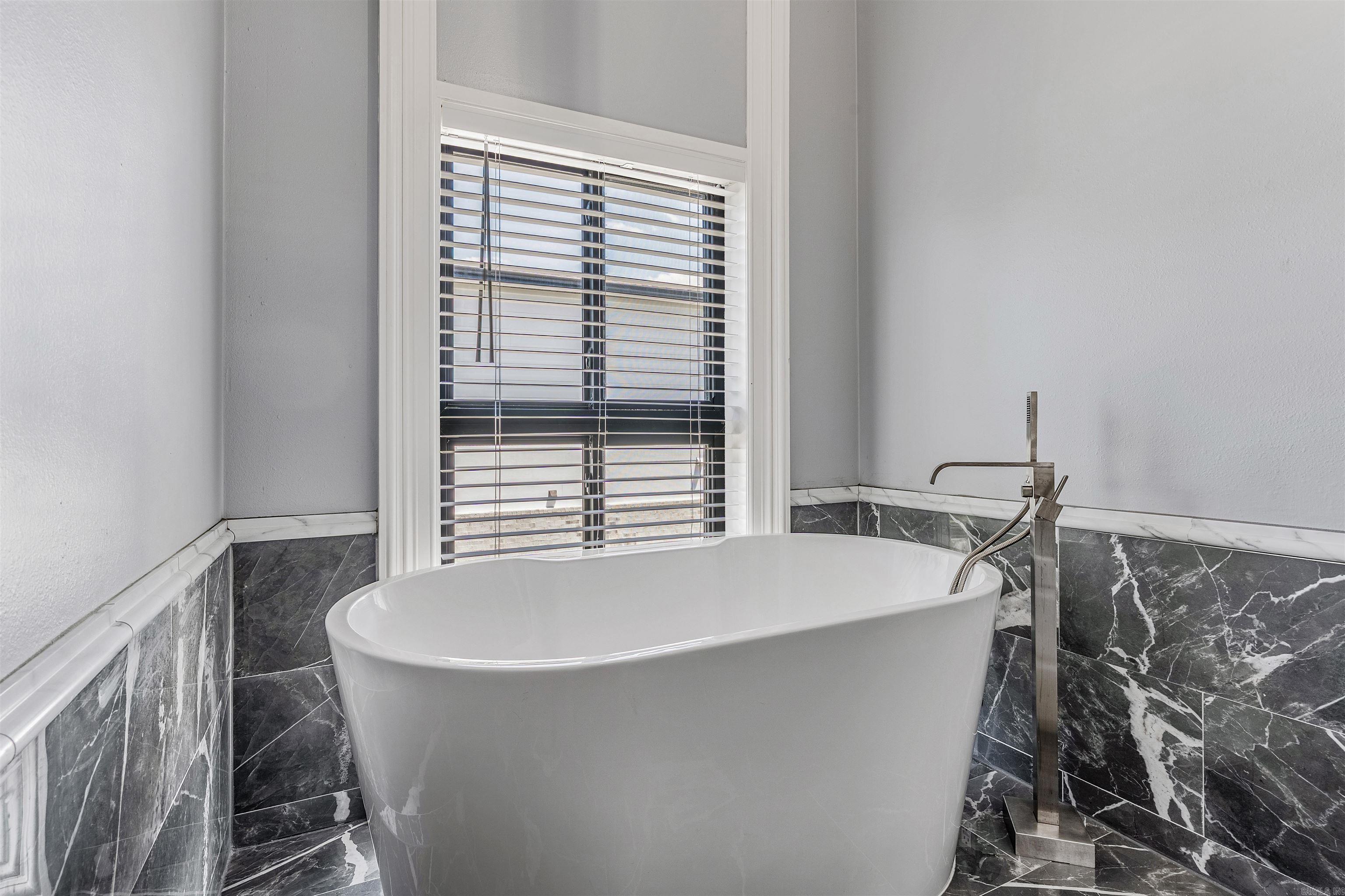 1867 S Ringo Street Little Rock, AR 72206