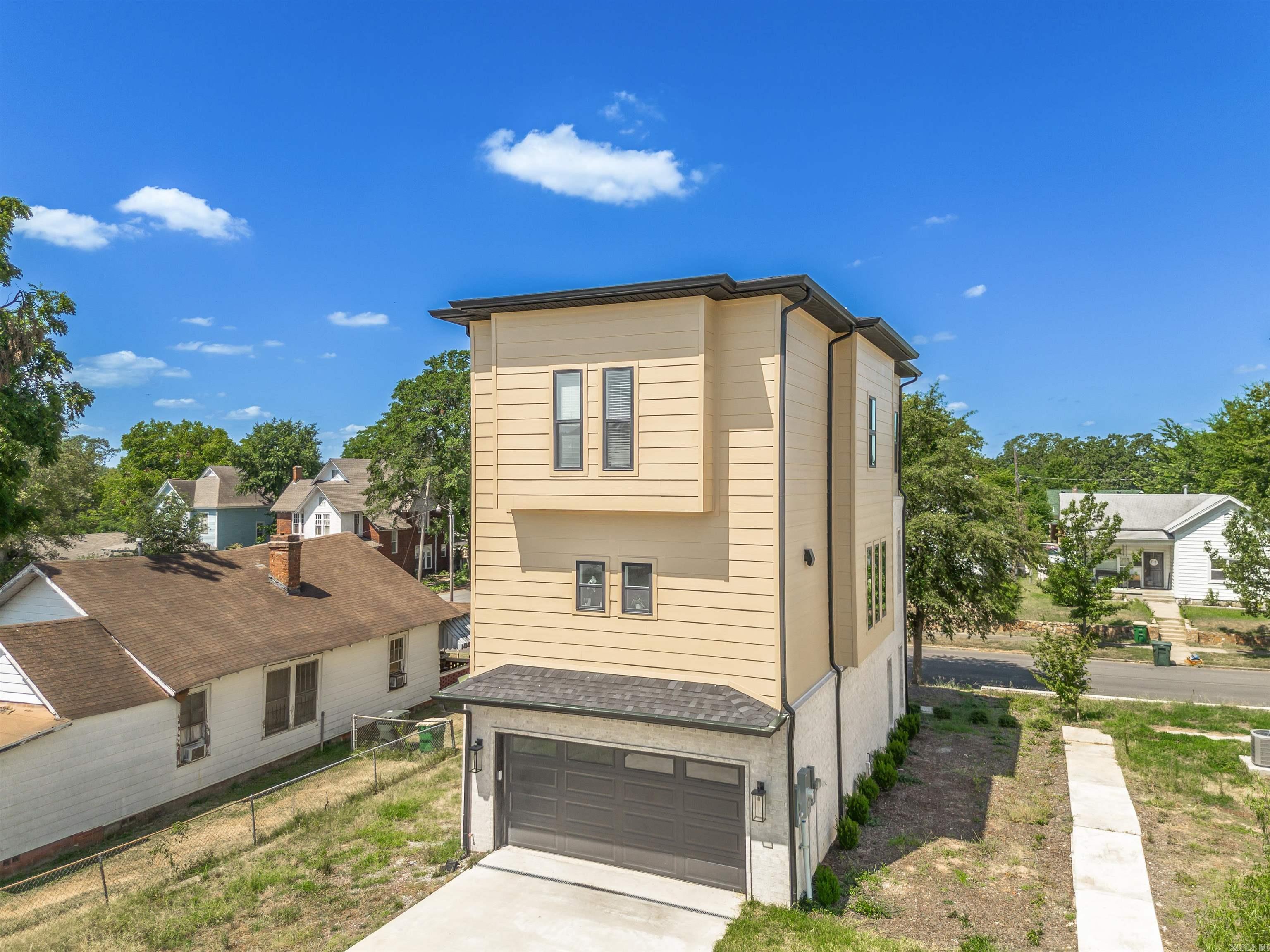 1867 S Ringo Street Little Rock, AR 72206