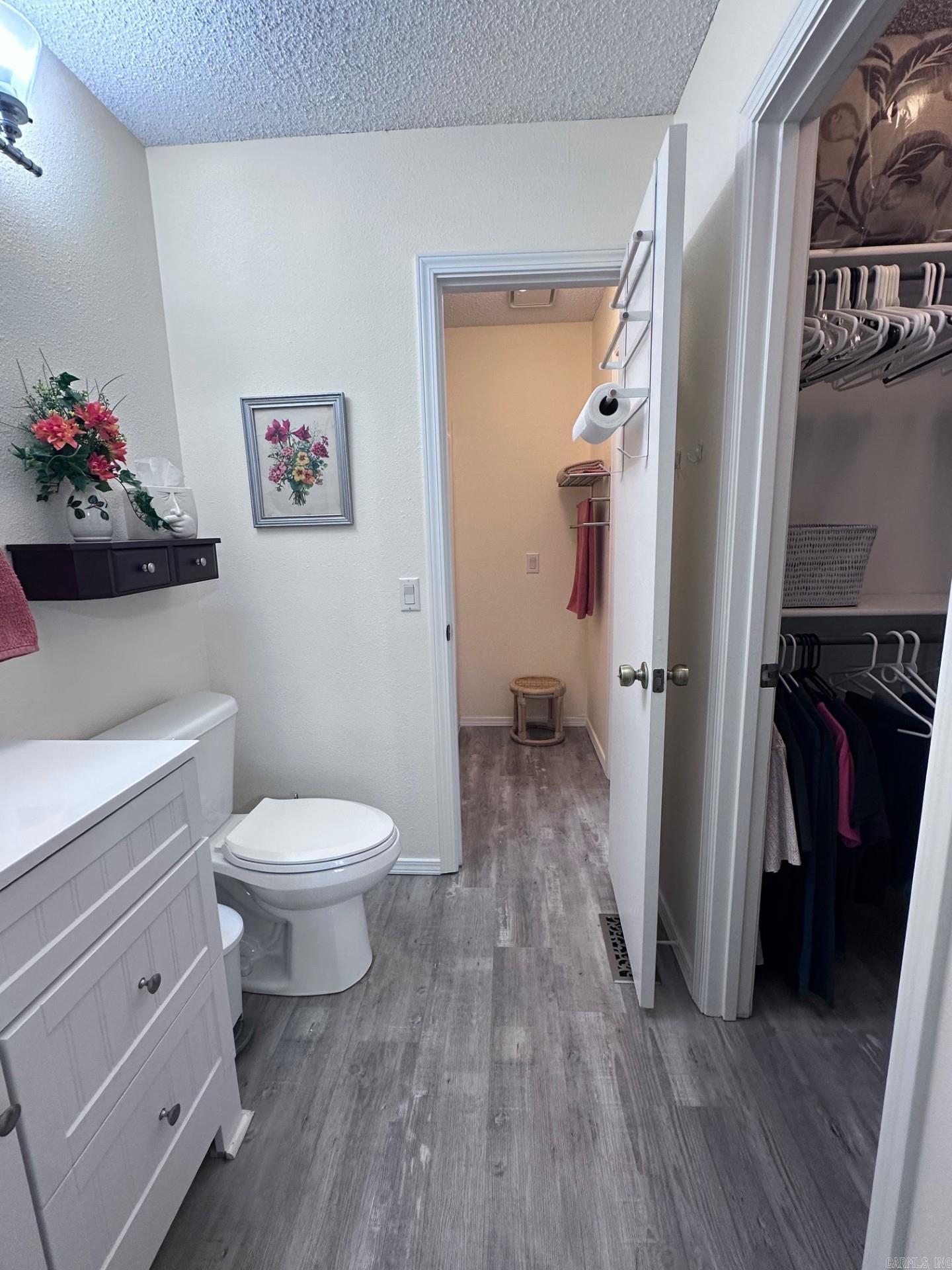 11 Lindsay Ln  Hot Springs Village, AR