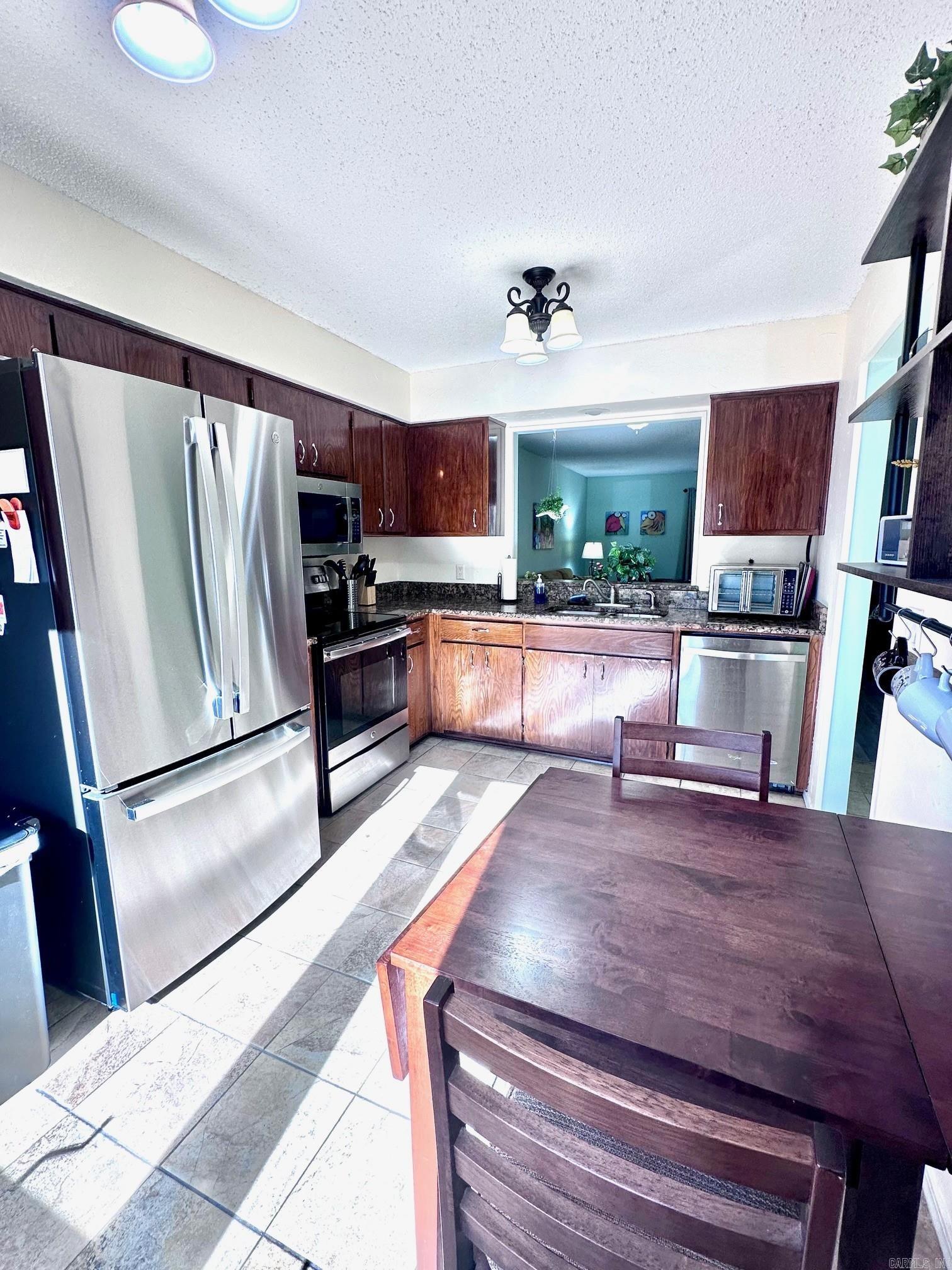 11 Lindsay Ln  Hot Springs Village, AR