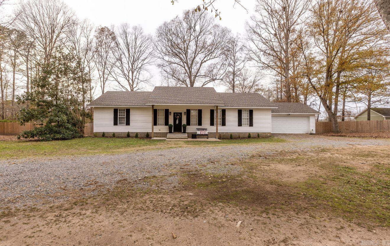 237 Chick Lane East End, AR 72206