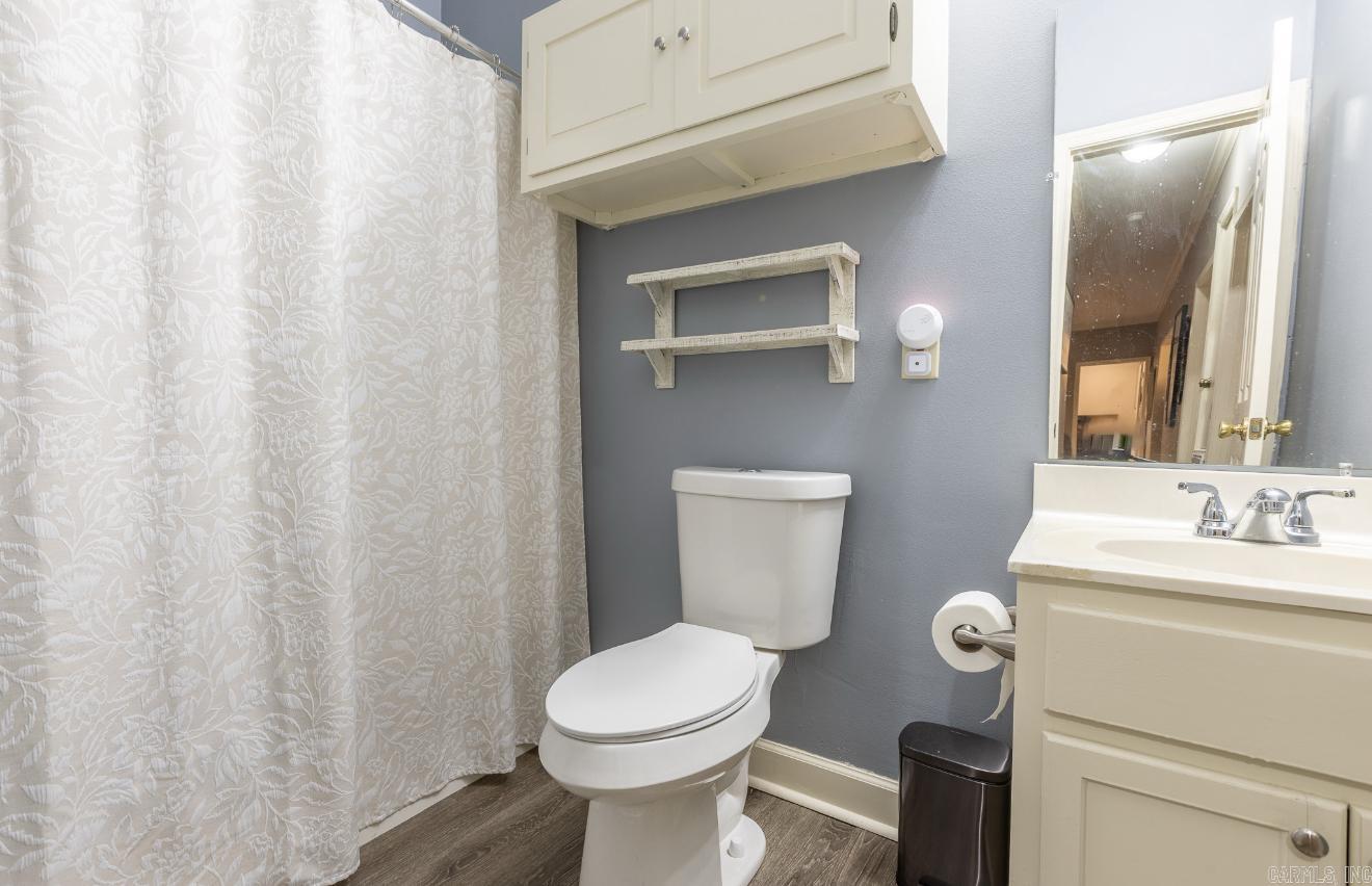 237 Chick Lane East End, AR 72206