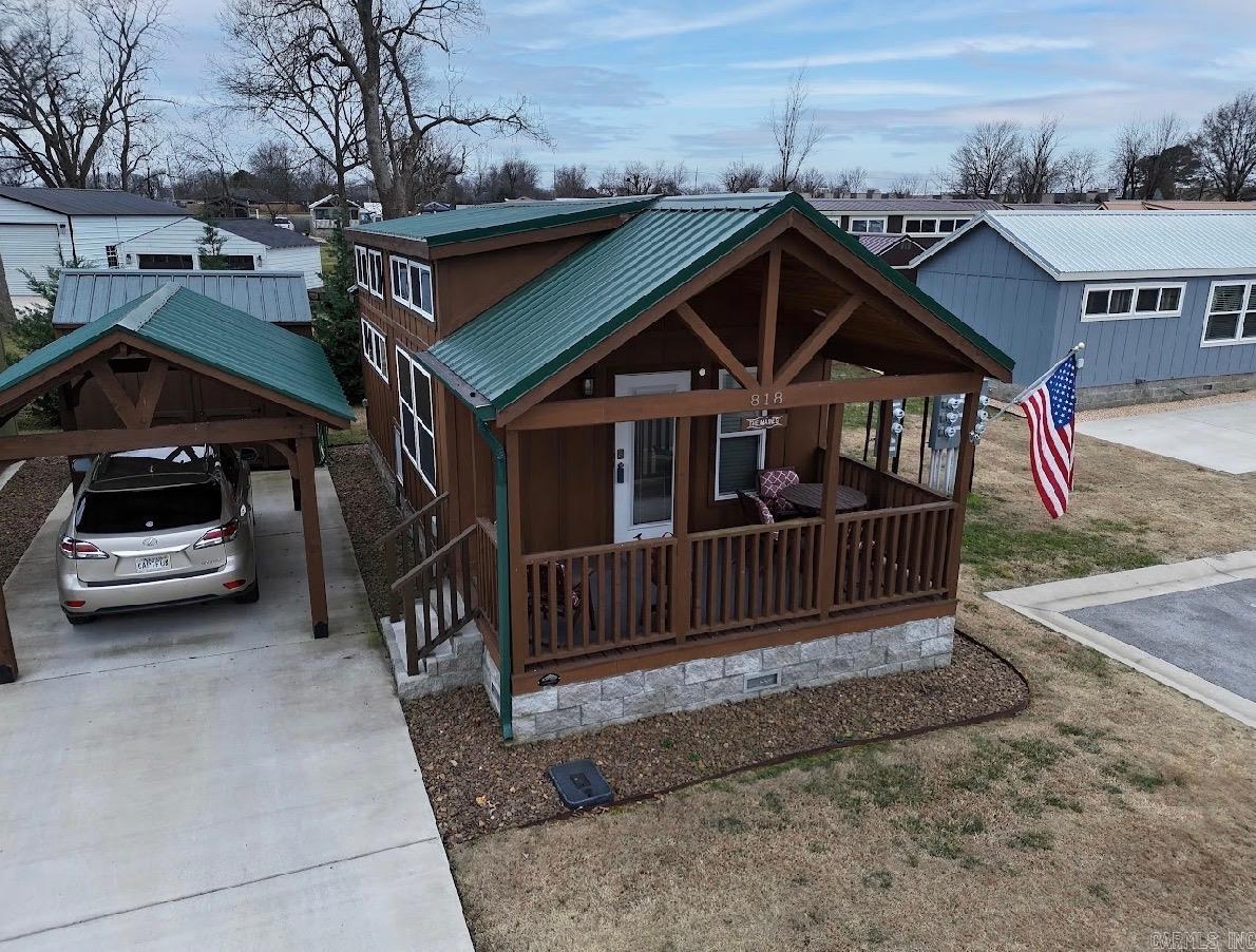 818 Kiwi  Rogers, AR