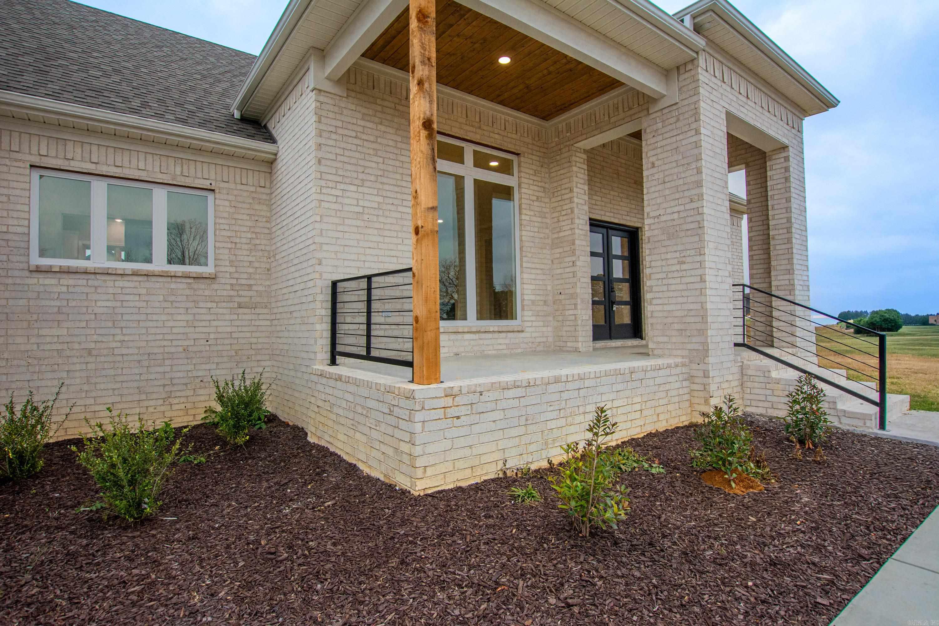 1616 Secretariat  Searcy, AR