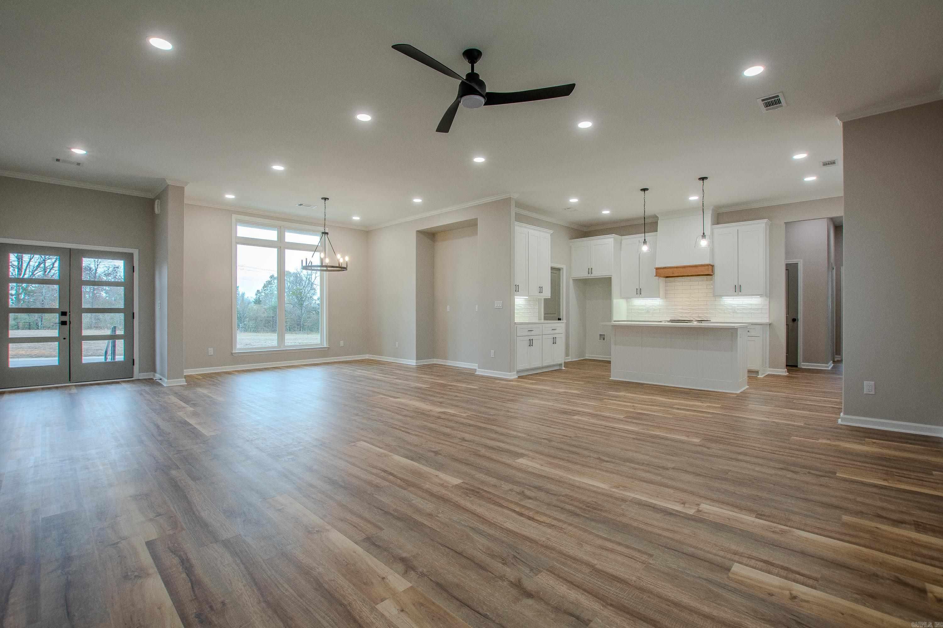 1616 Secretariat  Searcy, AR