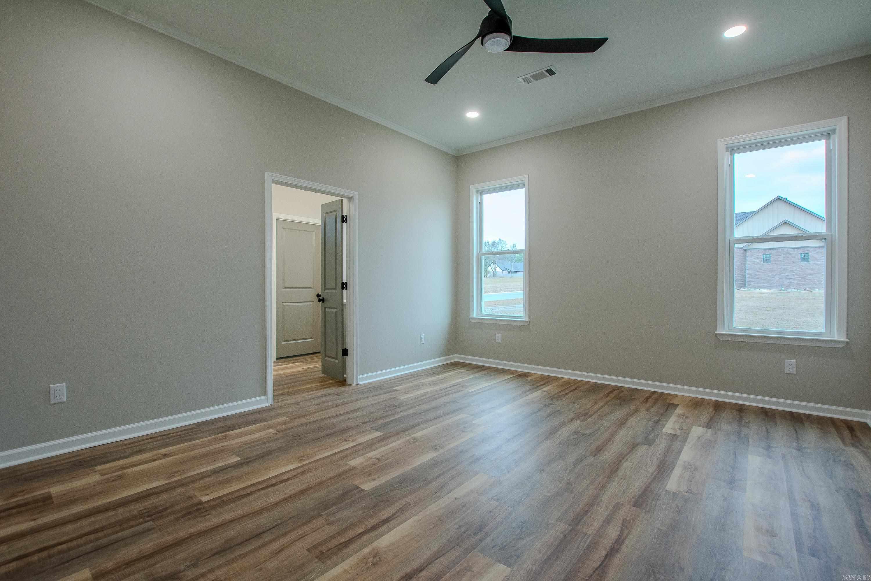 1616 Secretariat  Searcy, AR