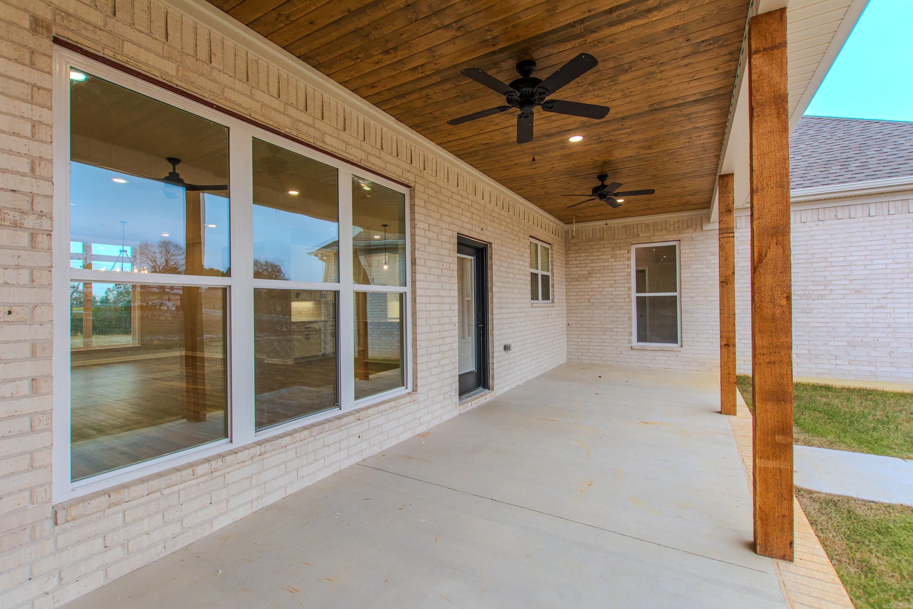 1616 Secretariat  Searcy, AR