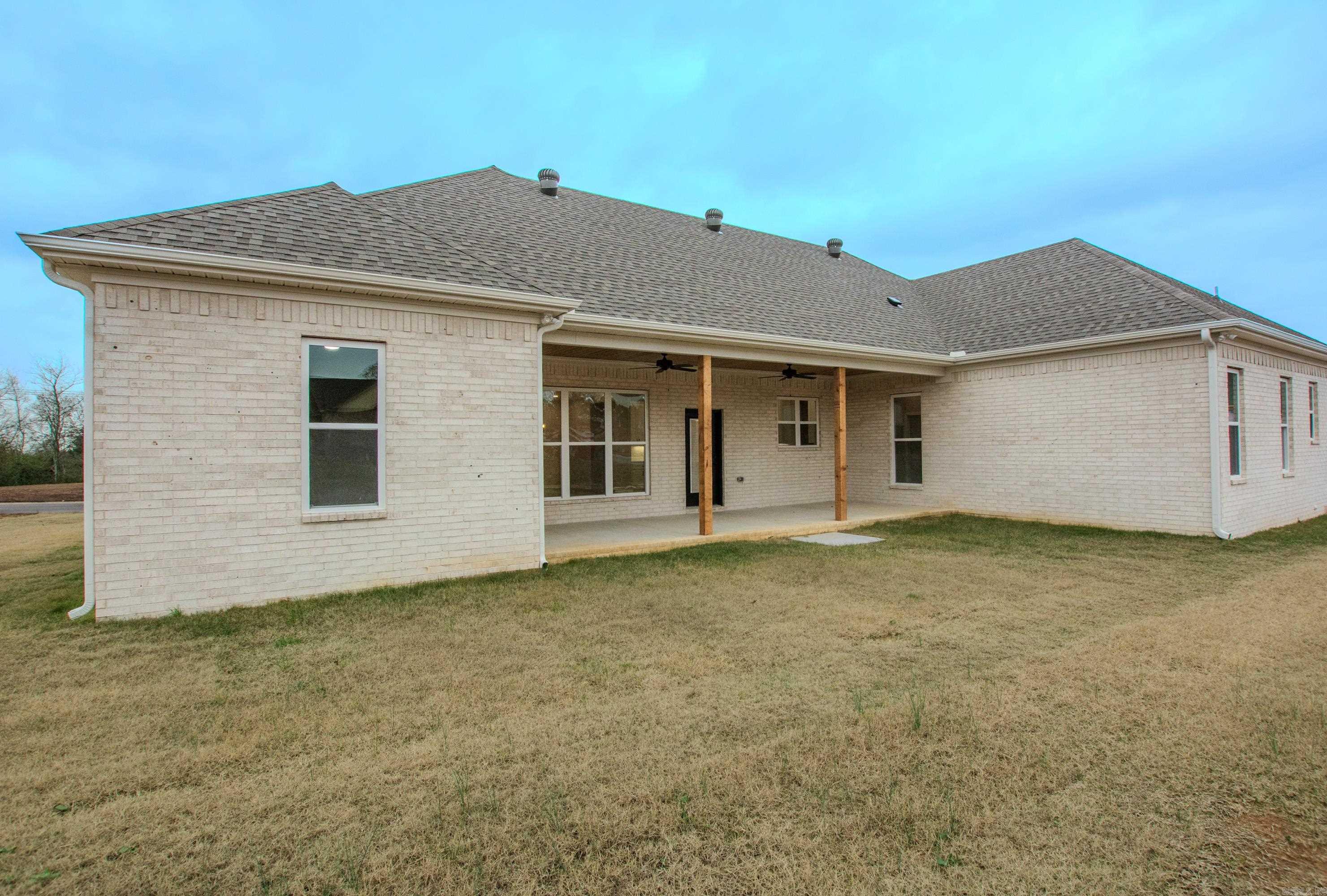 1616 Secretariat  Searcy, AR