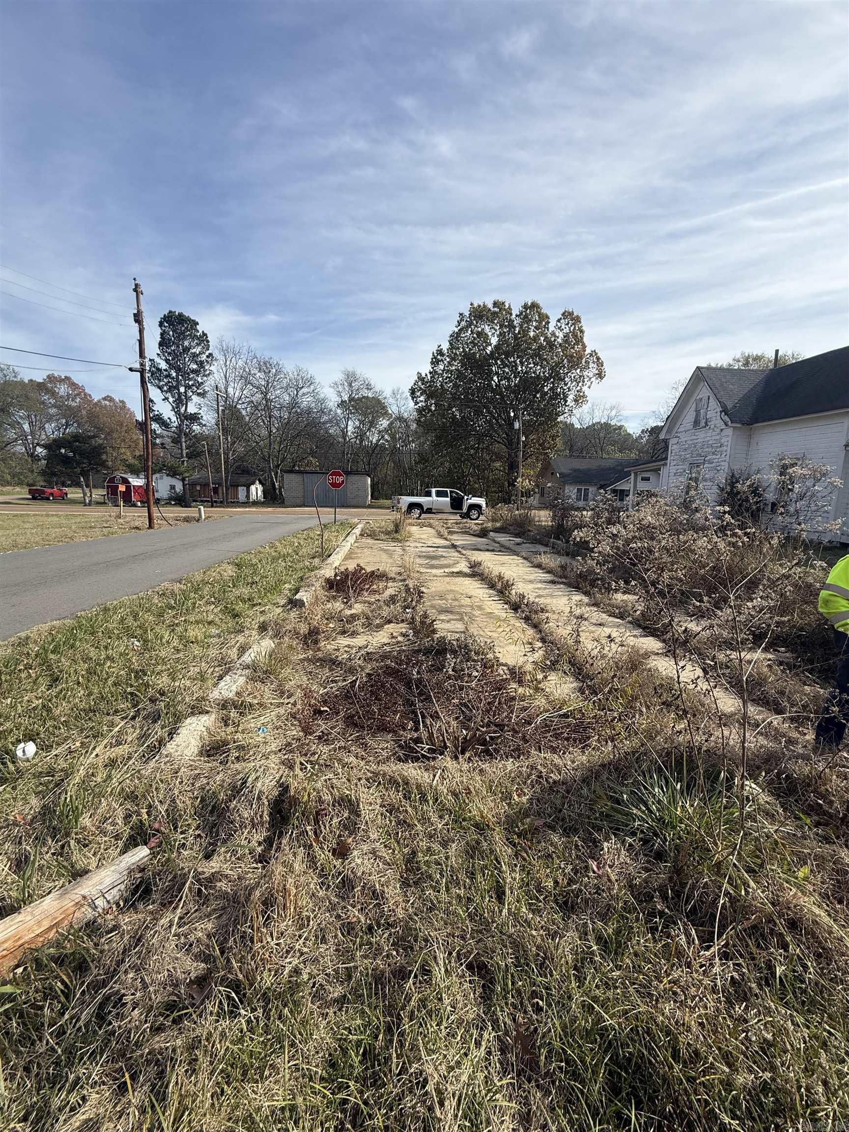 527 Myrtal  Warren, AR