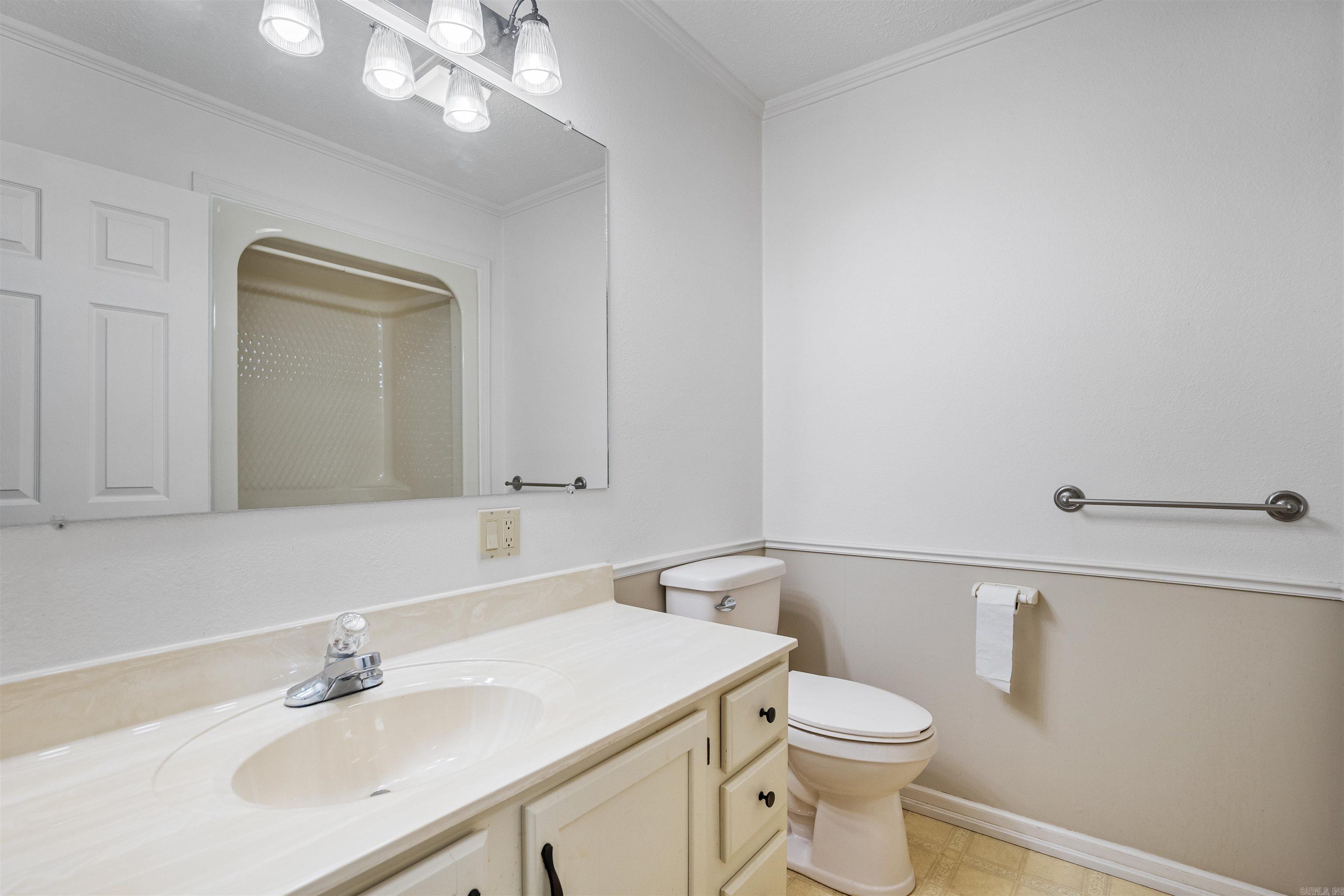 907 NW 6th  Walnut Ridge, AR