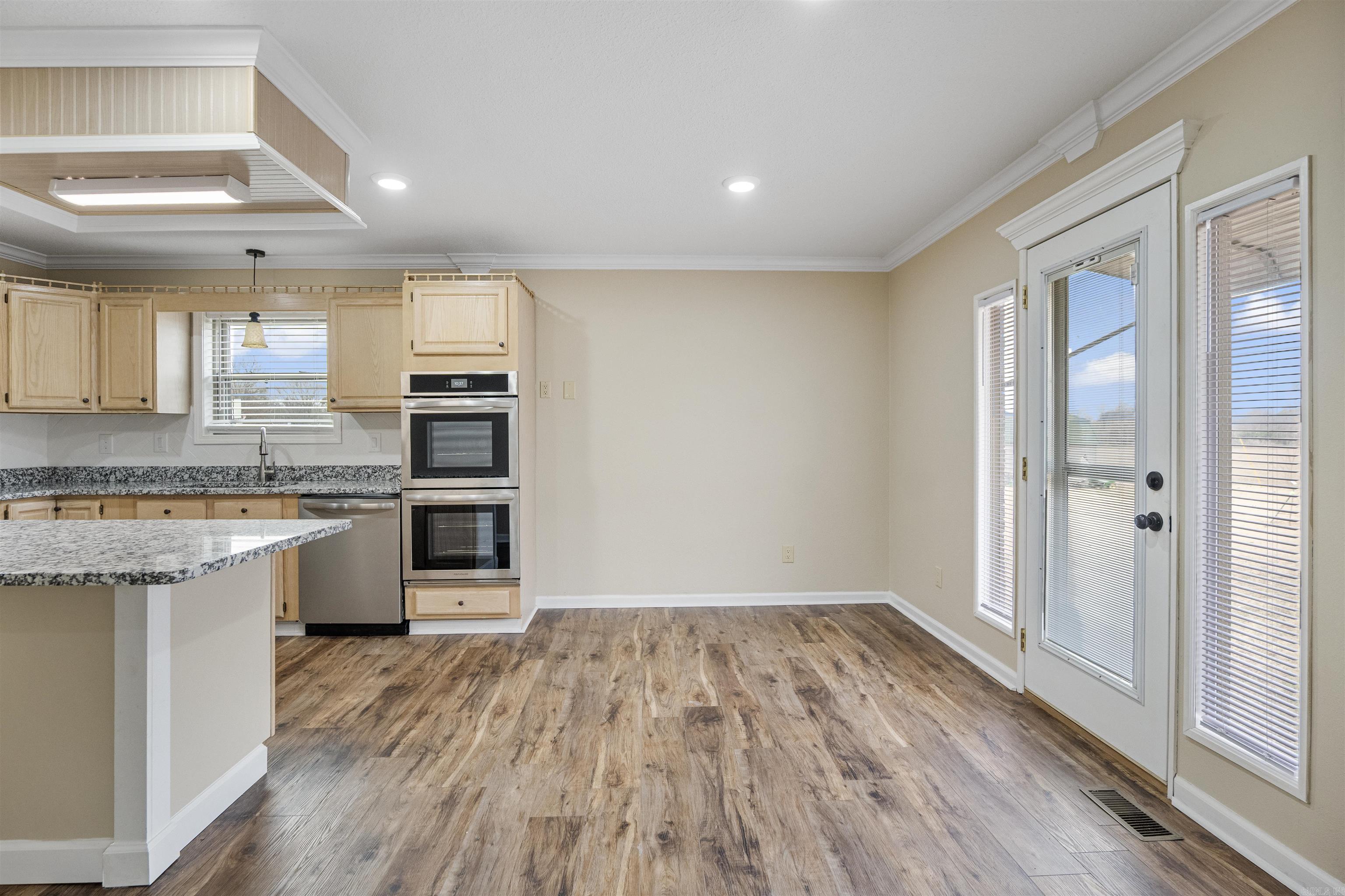 907 NW 6th  Walnut Ridge, AR