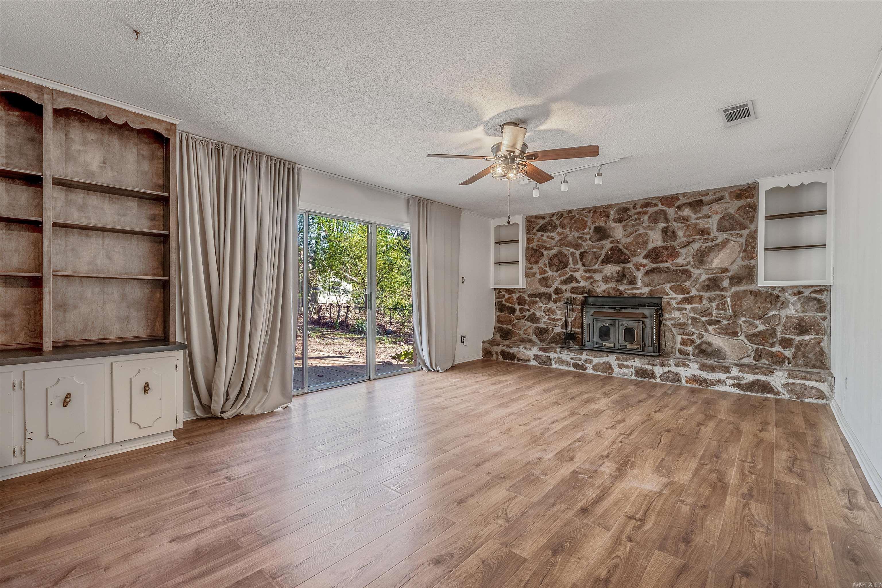 2811 Breckenridge  Little Rock, AR