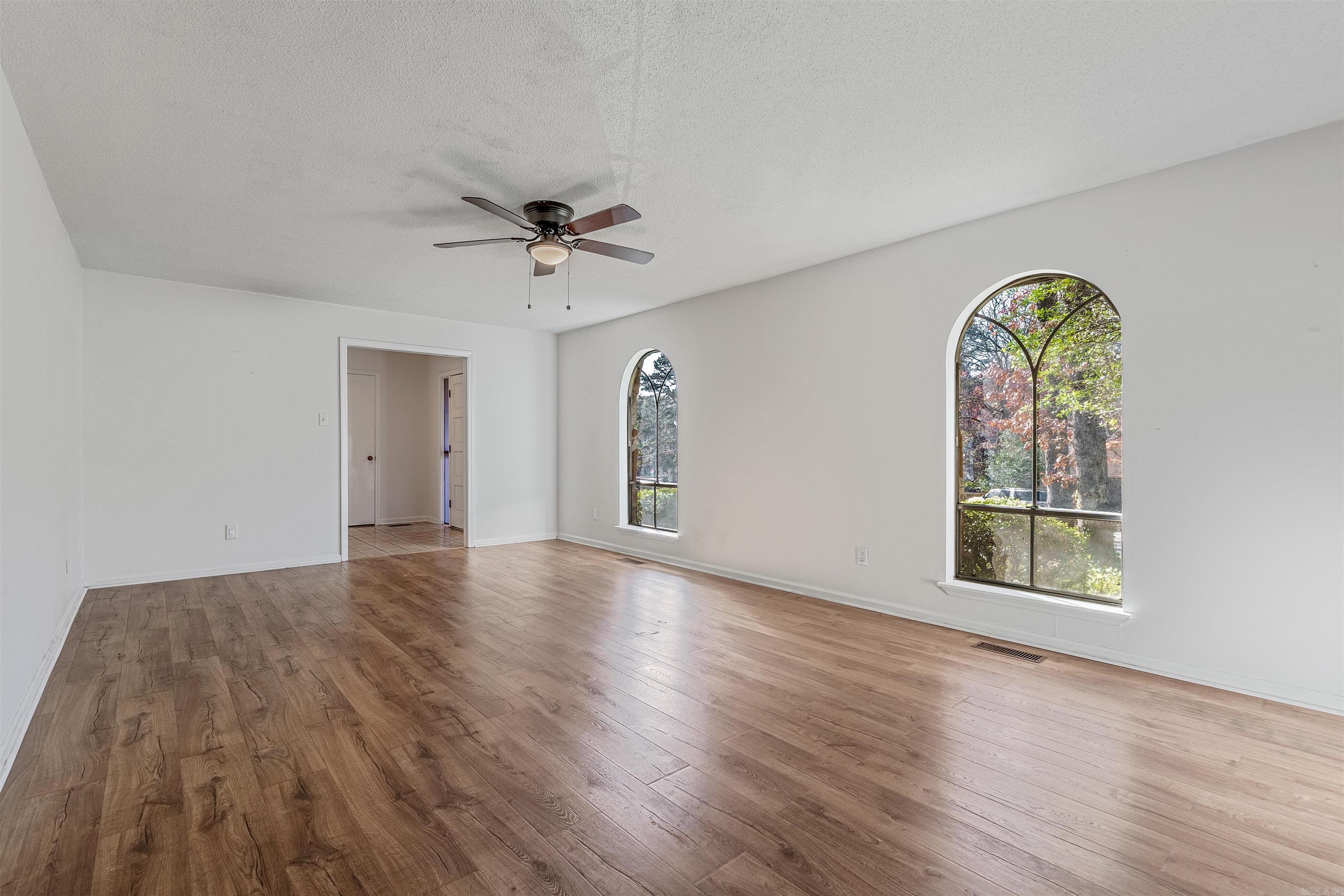 2811 Breckenridge  Little Rock, AR