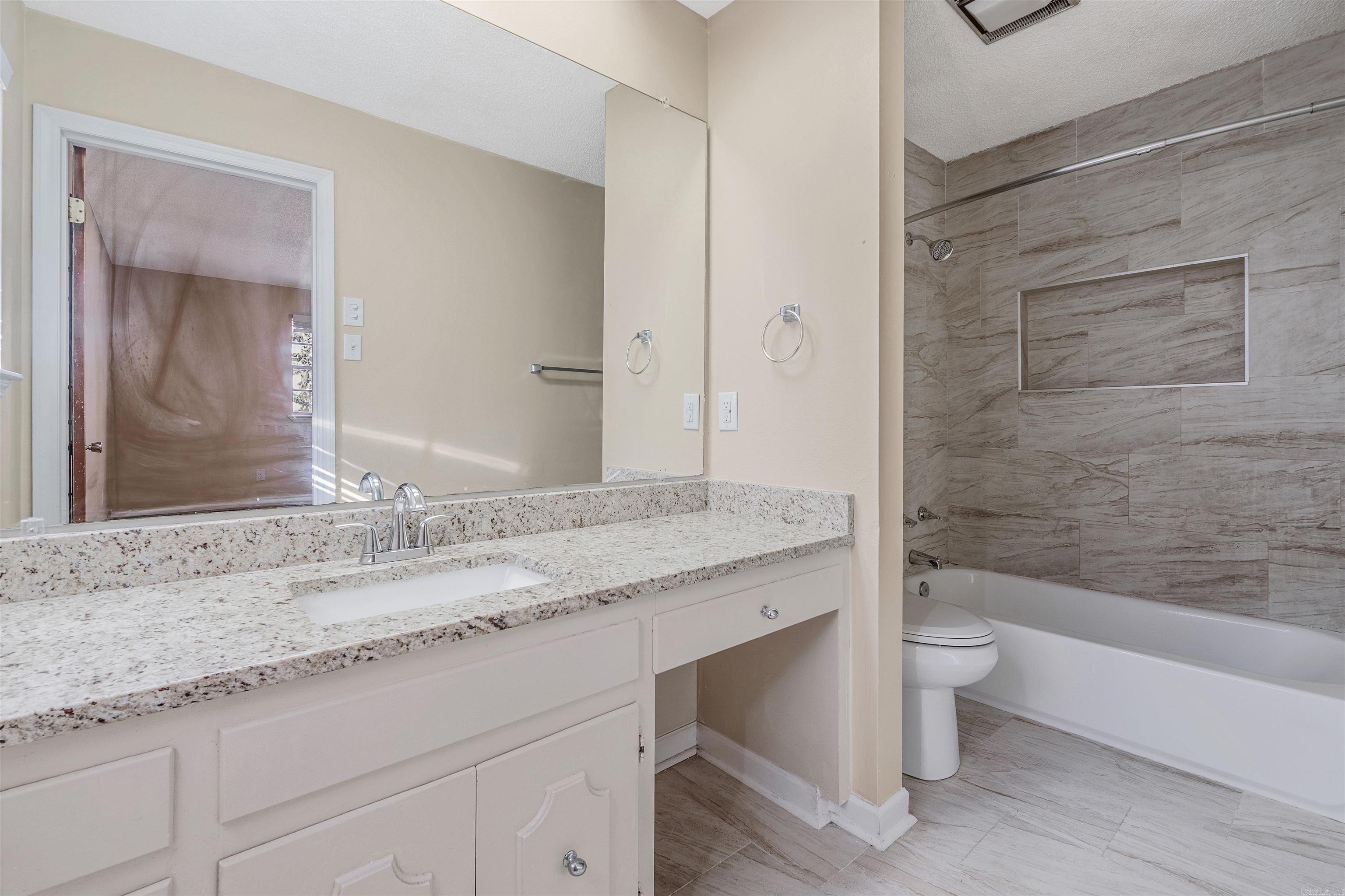 2811 Breckenridge  Little Rock, AR