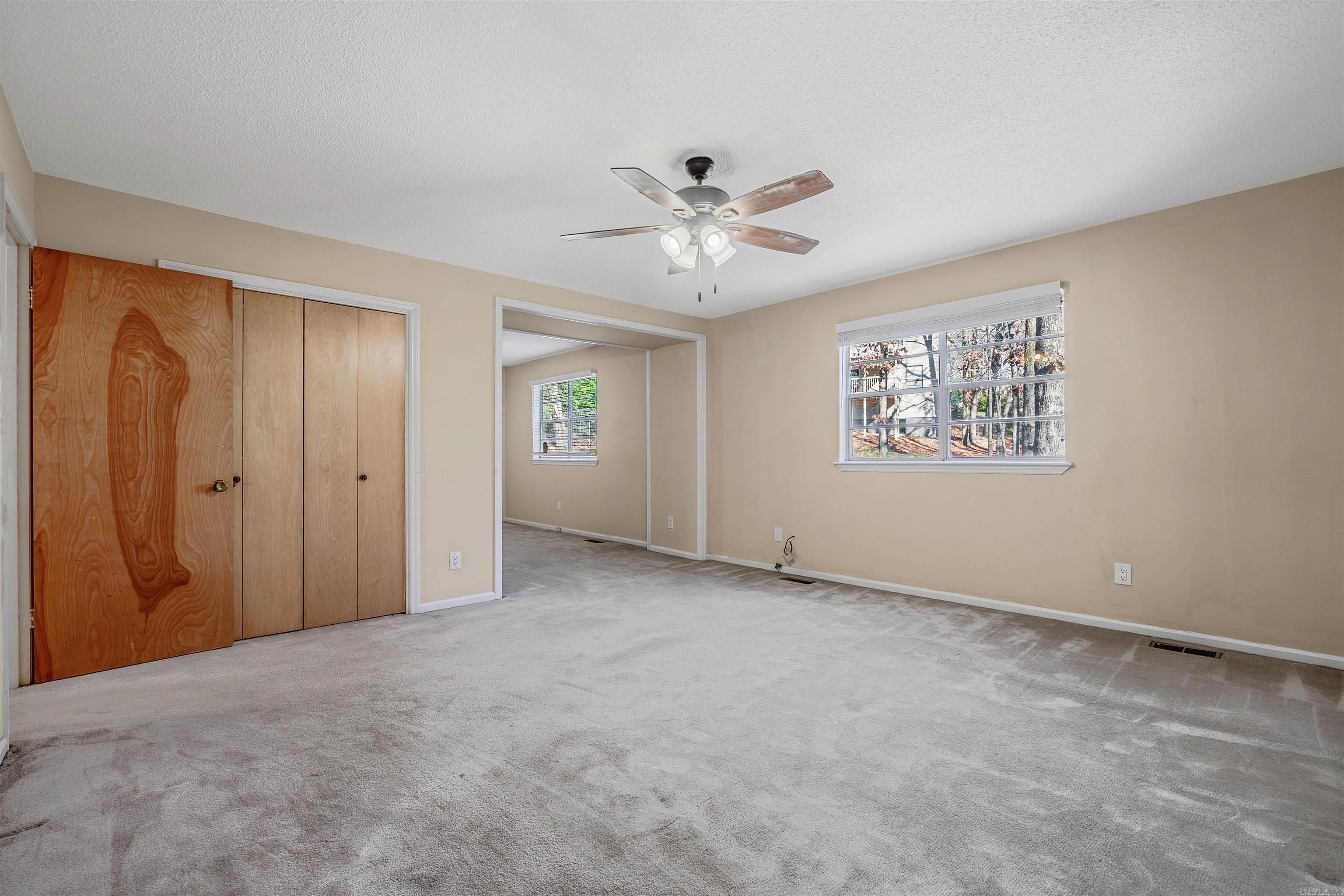 2811 Breckenridge  Little Rock, AR