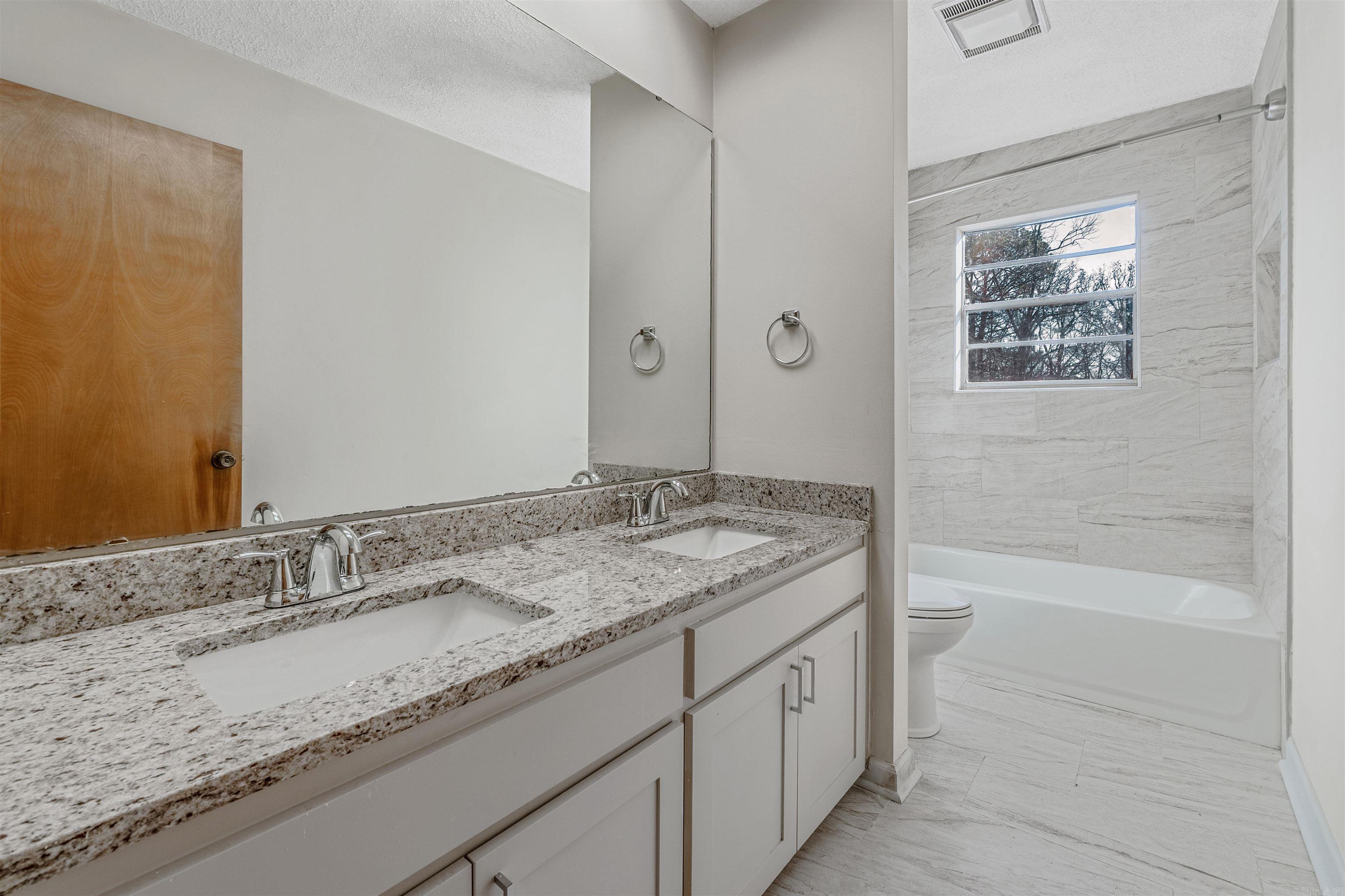 2811 Breckenridge  Little Rock, AR