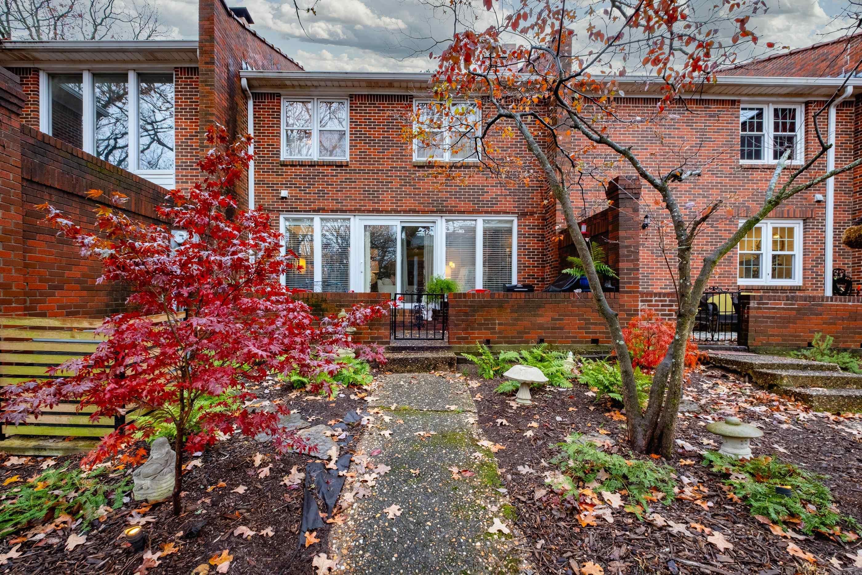 302 Cambridge Place Drive Little Rock, AR 72227