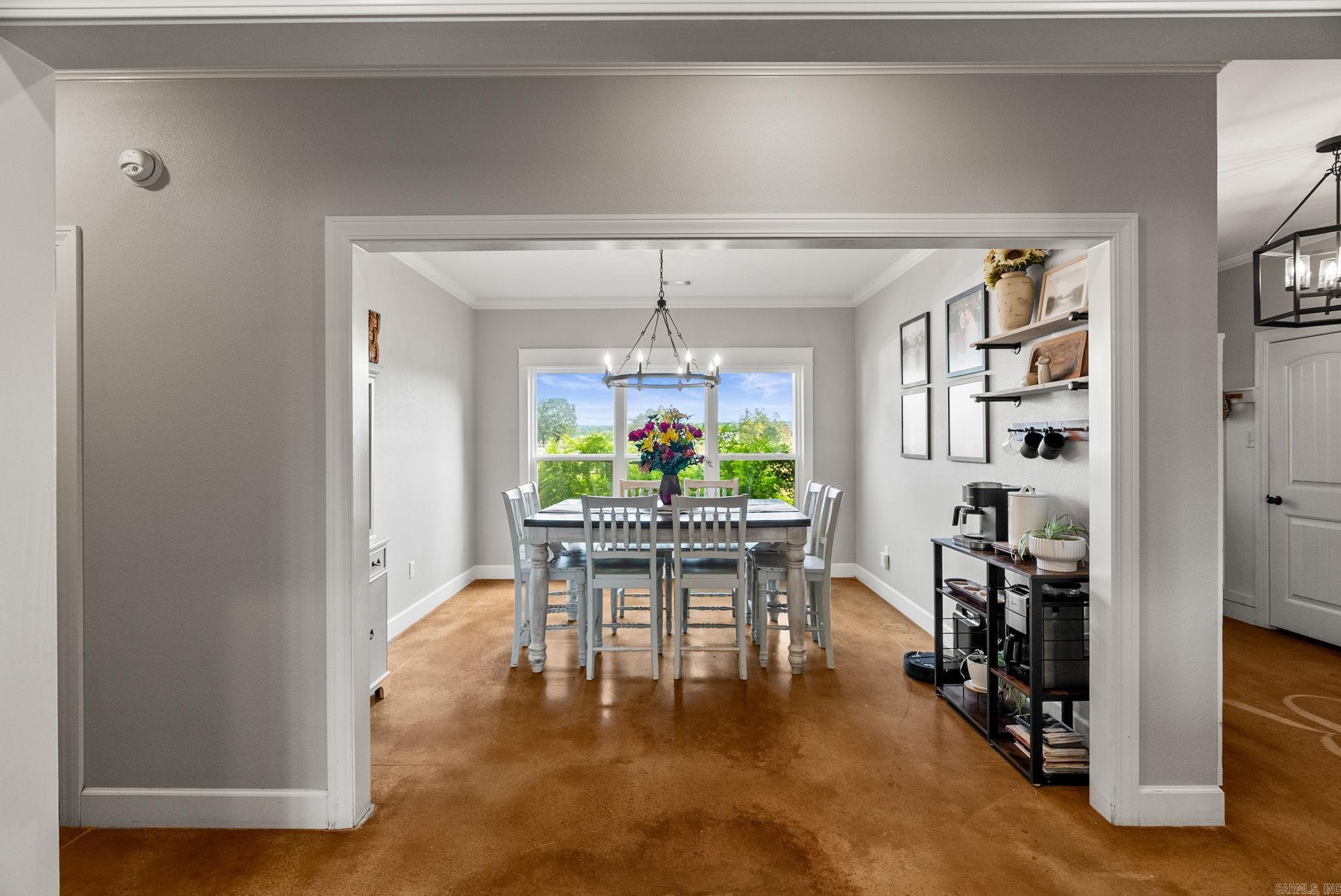 1431 Red Hill  Mt. Vernon, AR