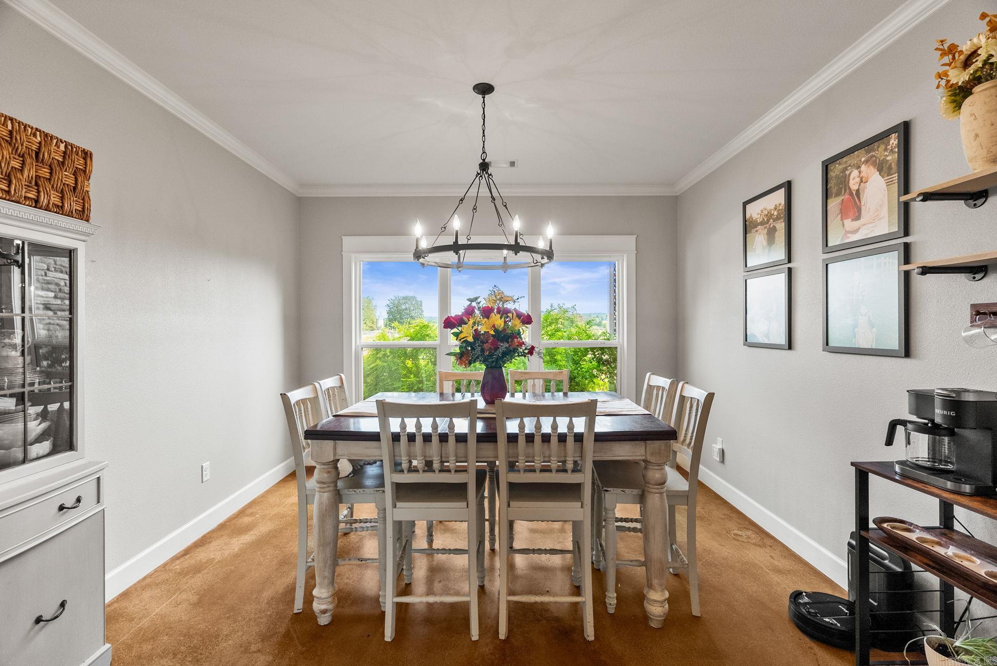 1431 Red Hill  Mt. Vernon, AR